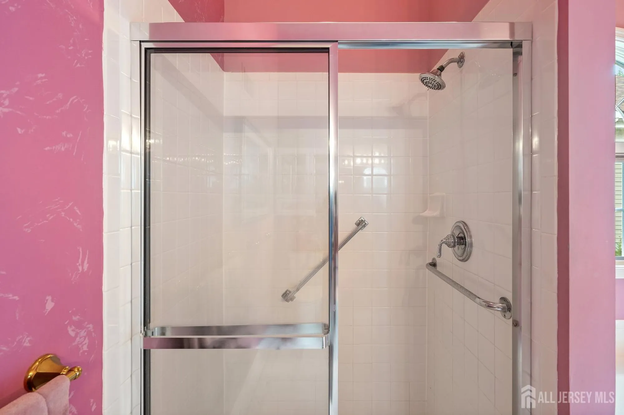 Property Slideshow image 18 of 32 | 22 chandler ct, Monroe, NJ, 08831