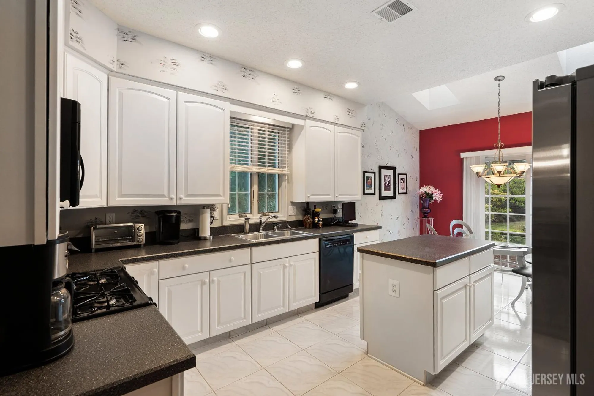 Property Slideshow image 13 of 32 | 22 chandler ct, Monroe, NJ, 08831