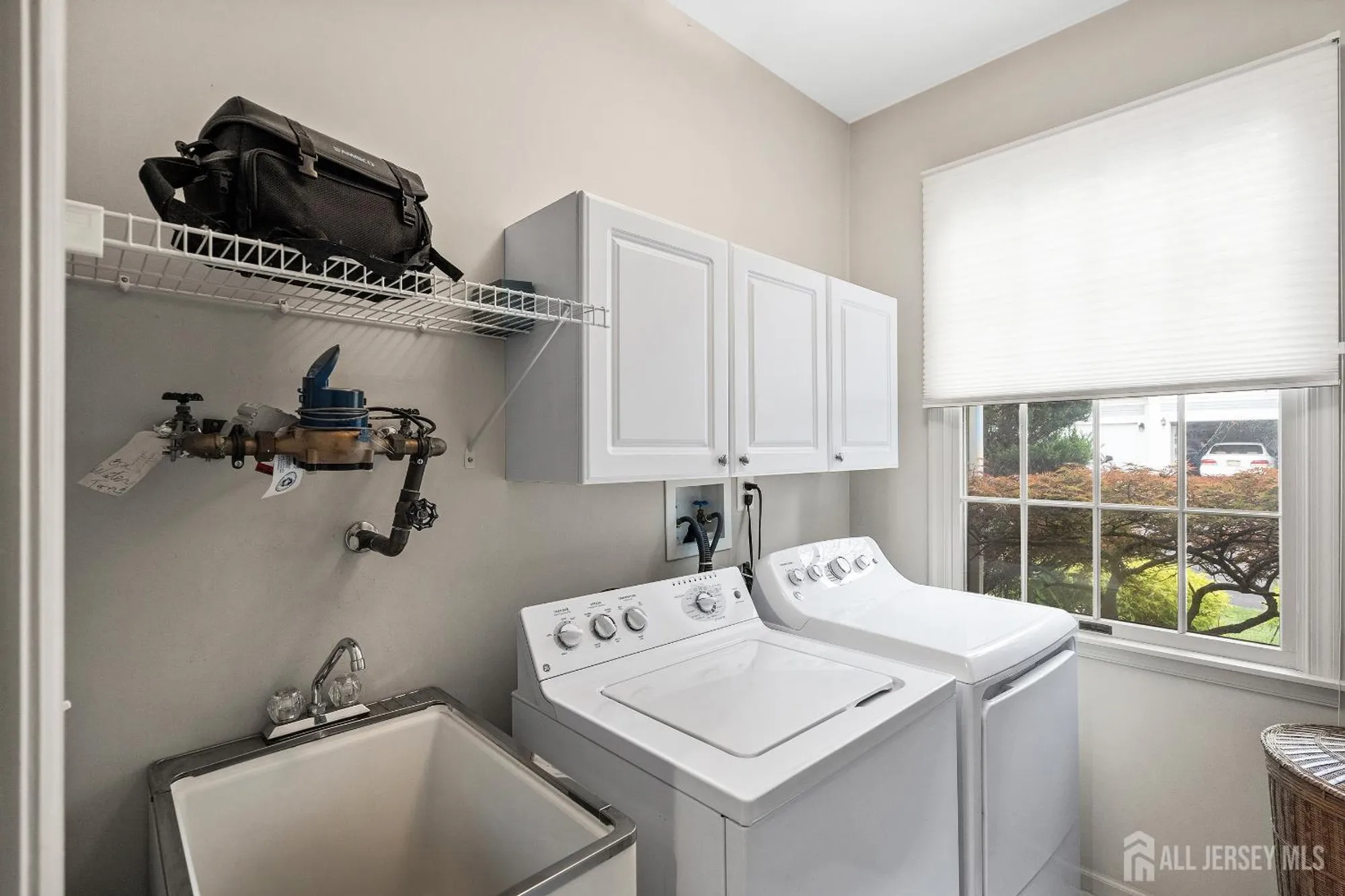 Property Slideshow image 23 of 32 | 22 chandler ct, Monroe, NJ, 08831