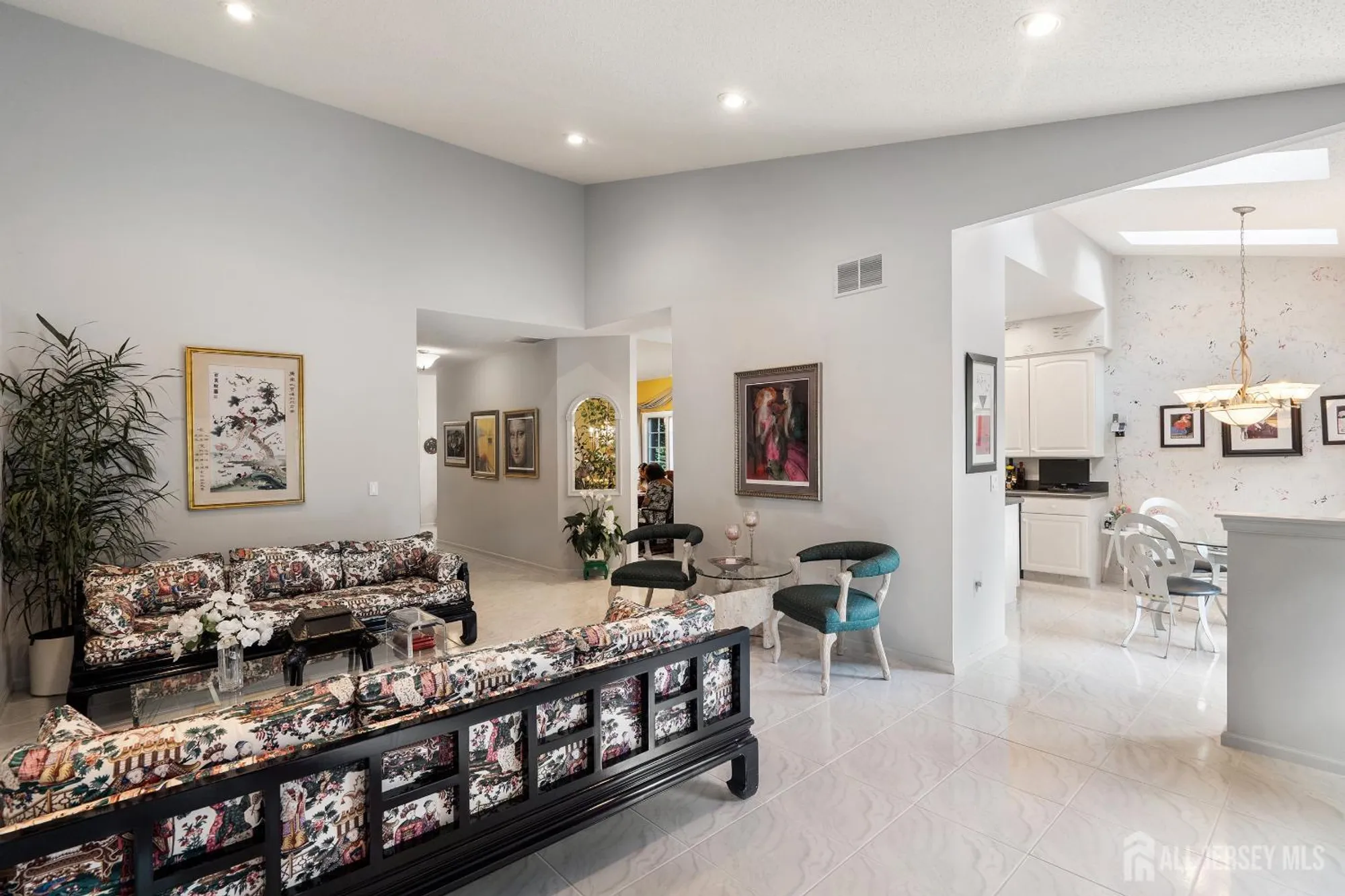 Property Slideshow image 8 of 32 | 22 chandler ct, Monroe, NJ, 08831