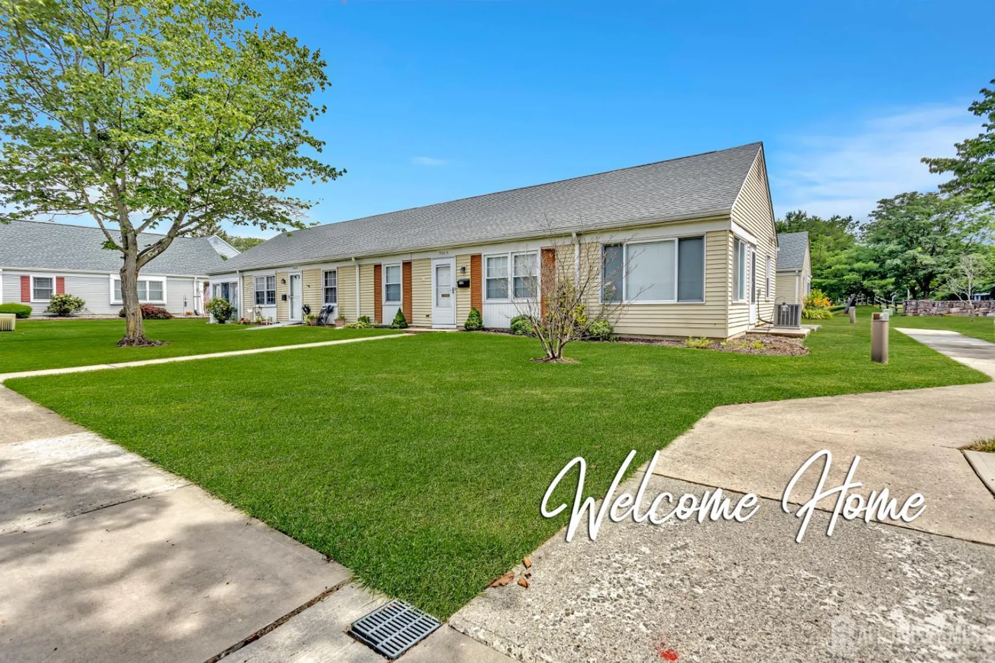 Property Slideshow image 1 of 25 | 326 nantuckett ln a, Monroe, NJ, 08831