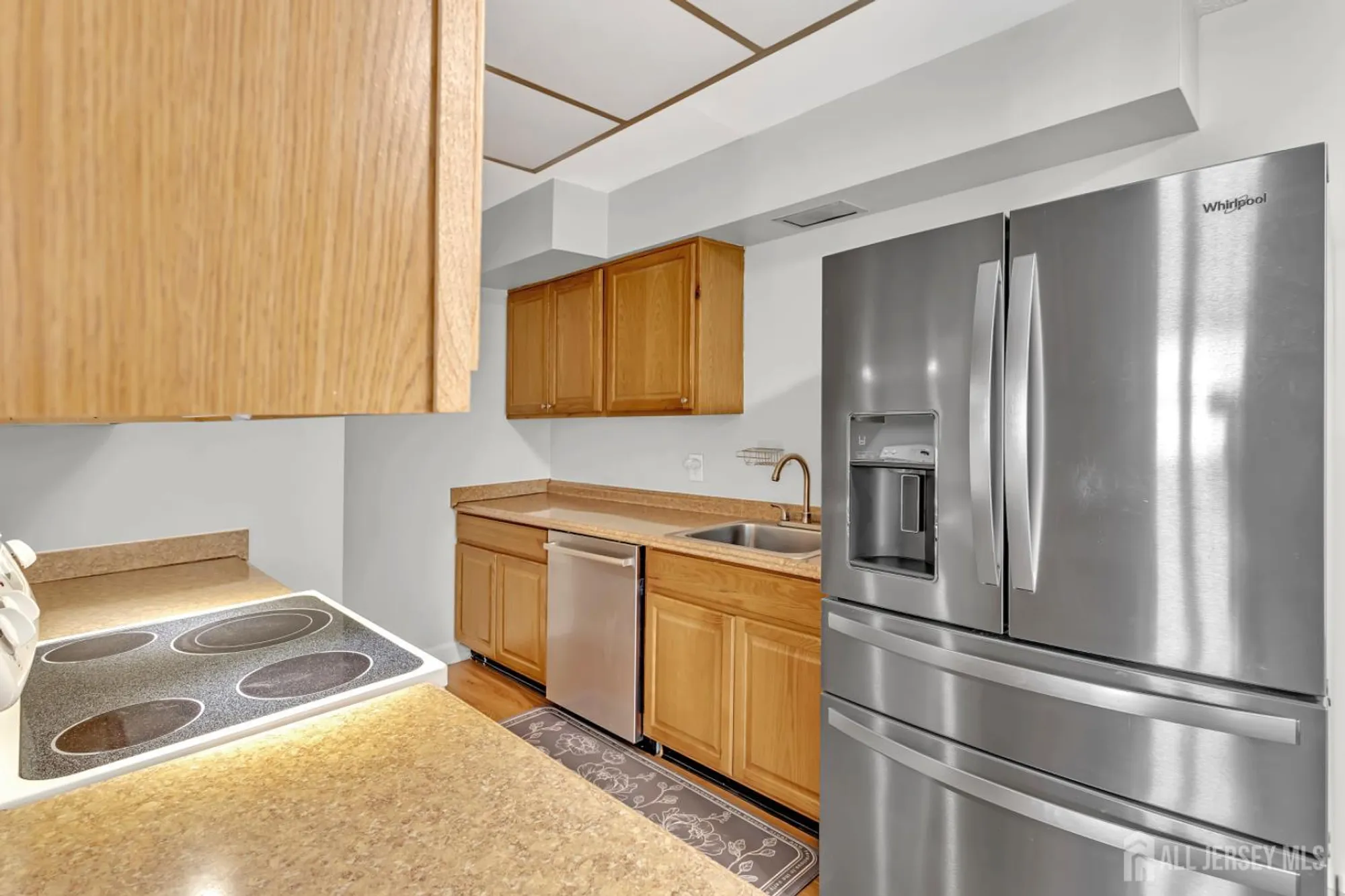 Property Slideshow image 13 of 25 | 326 nantuckett ln a, Monroe, NJ, 08831