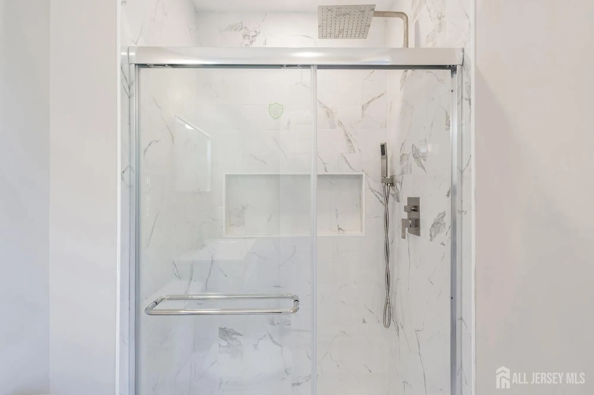 Property Slideshow image 19 of 27 | 95 carlisle rd, Toms River, NJ, 08757