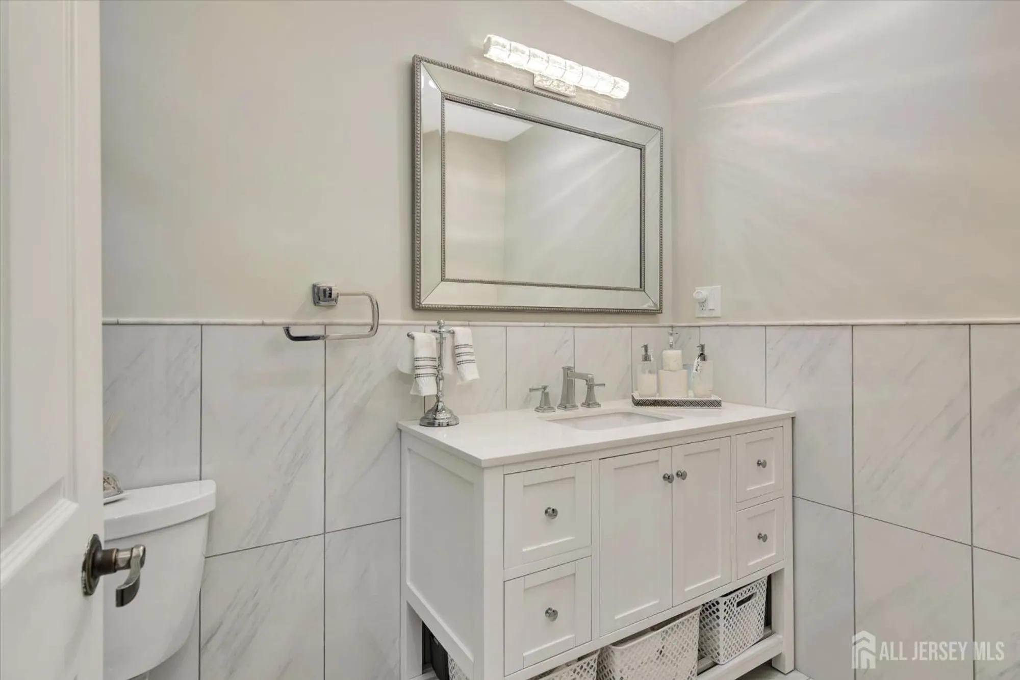 Property Slideshow image 20 of 31 | 20 john hancock dr, Monroe, NJ, 08831