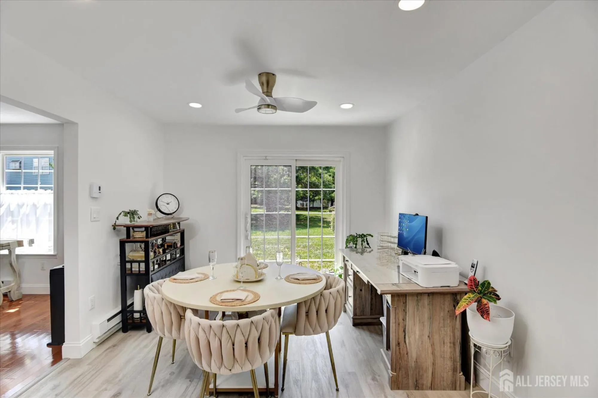 Property Slideshow image 9 of 31 | 20 john hancock dr, Monroe, NJ, 08831