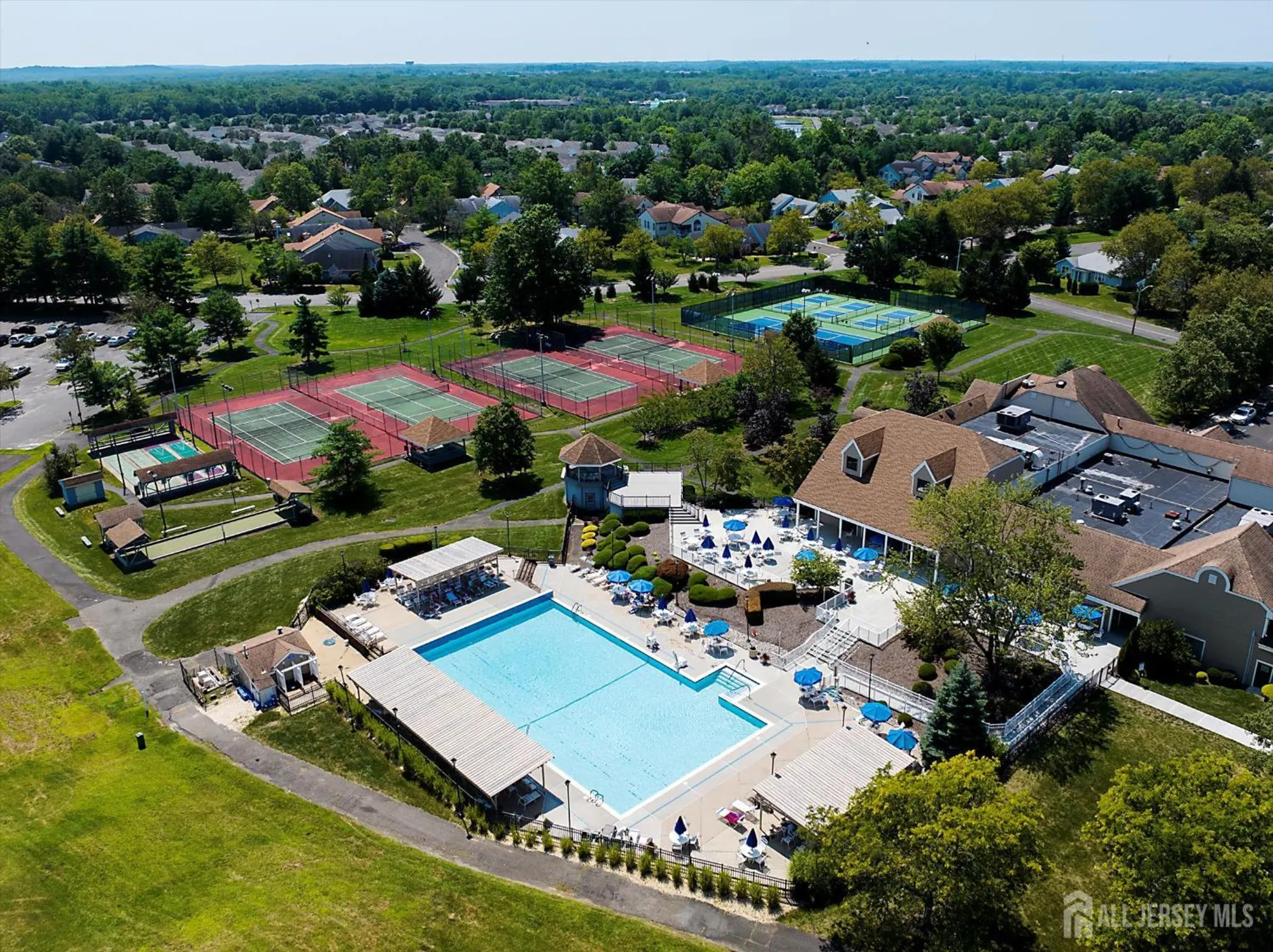 Property Slideshow image 28 of 31 | 20 john hancock dr, Monroe, NJ, 08831