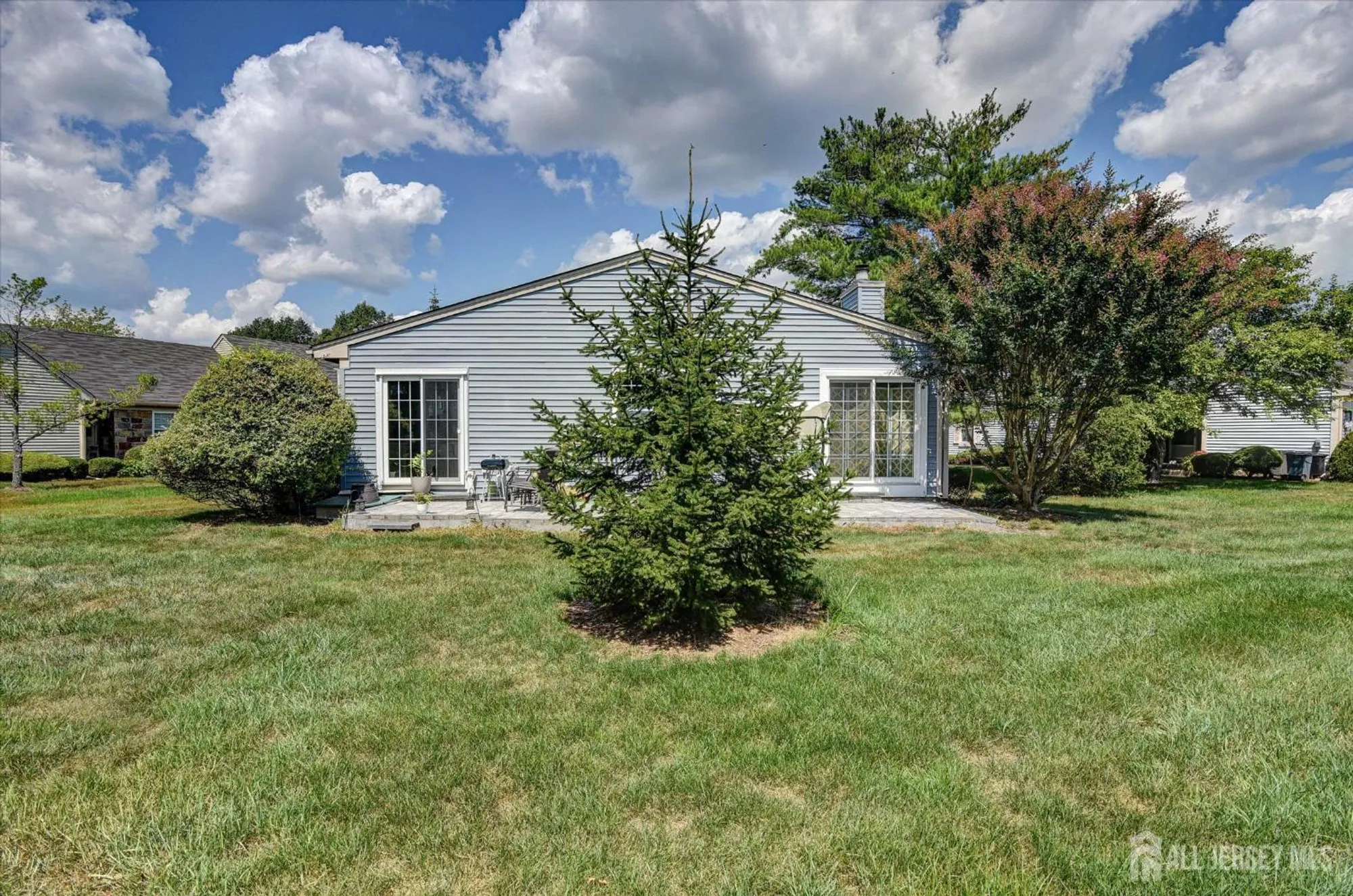 Property Slideshow image 24 of 31 | 20 john hancock dr, Monroe, NJ, 08831