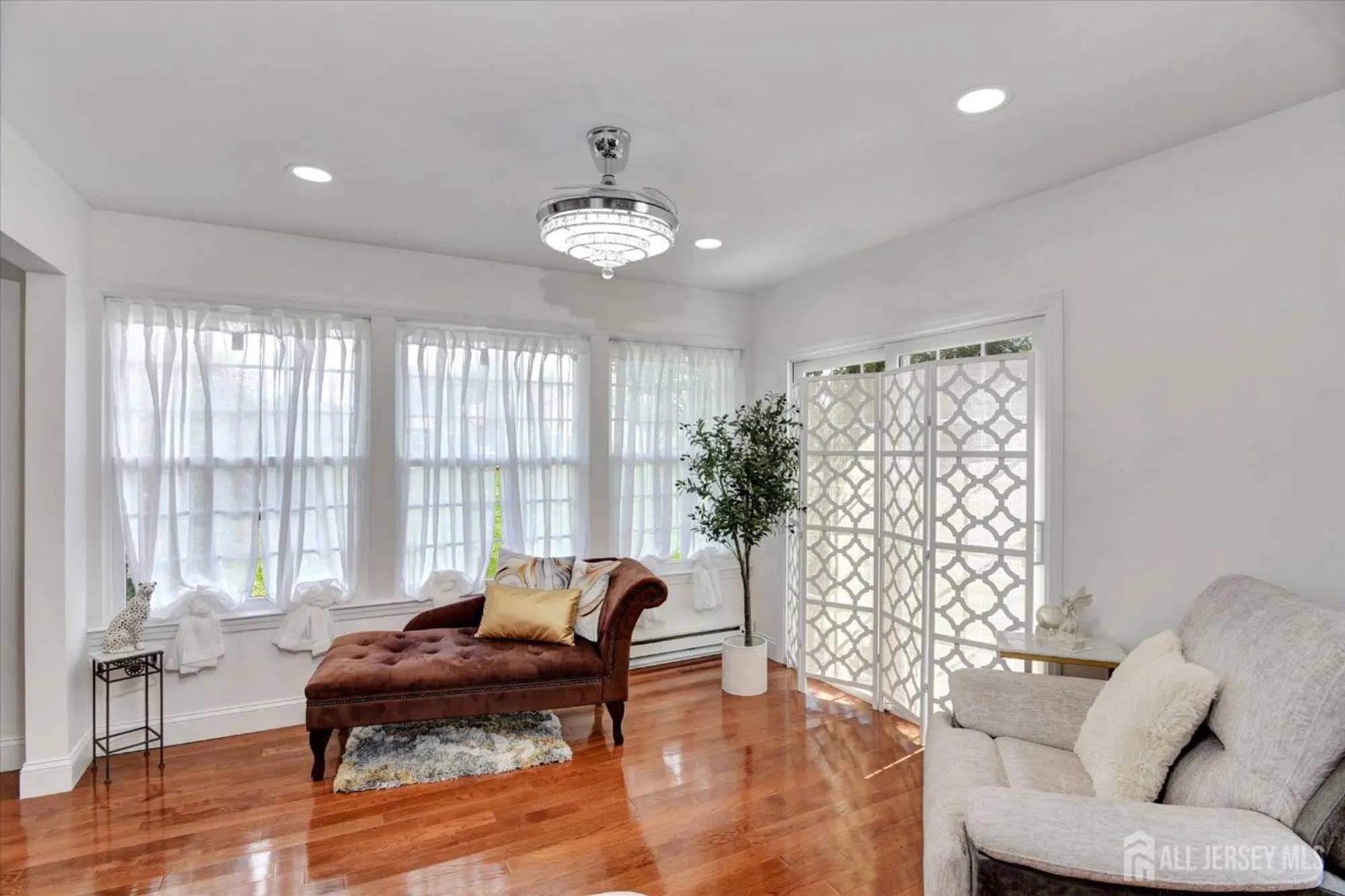 Property Slideshow image 16 of 31 | 20 john hancock dr, Monroe, NJ, 08831