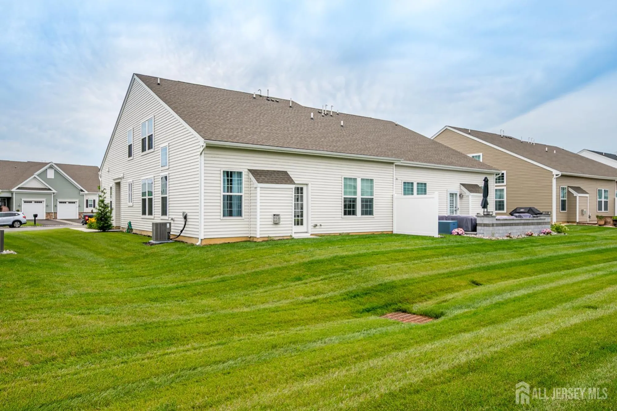 Property Slideshow image 22 of 33 | 38 basie ct, Monroe, NJ, 08831