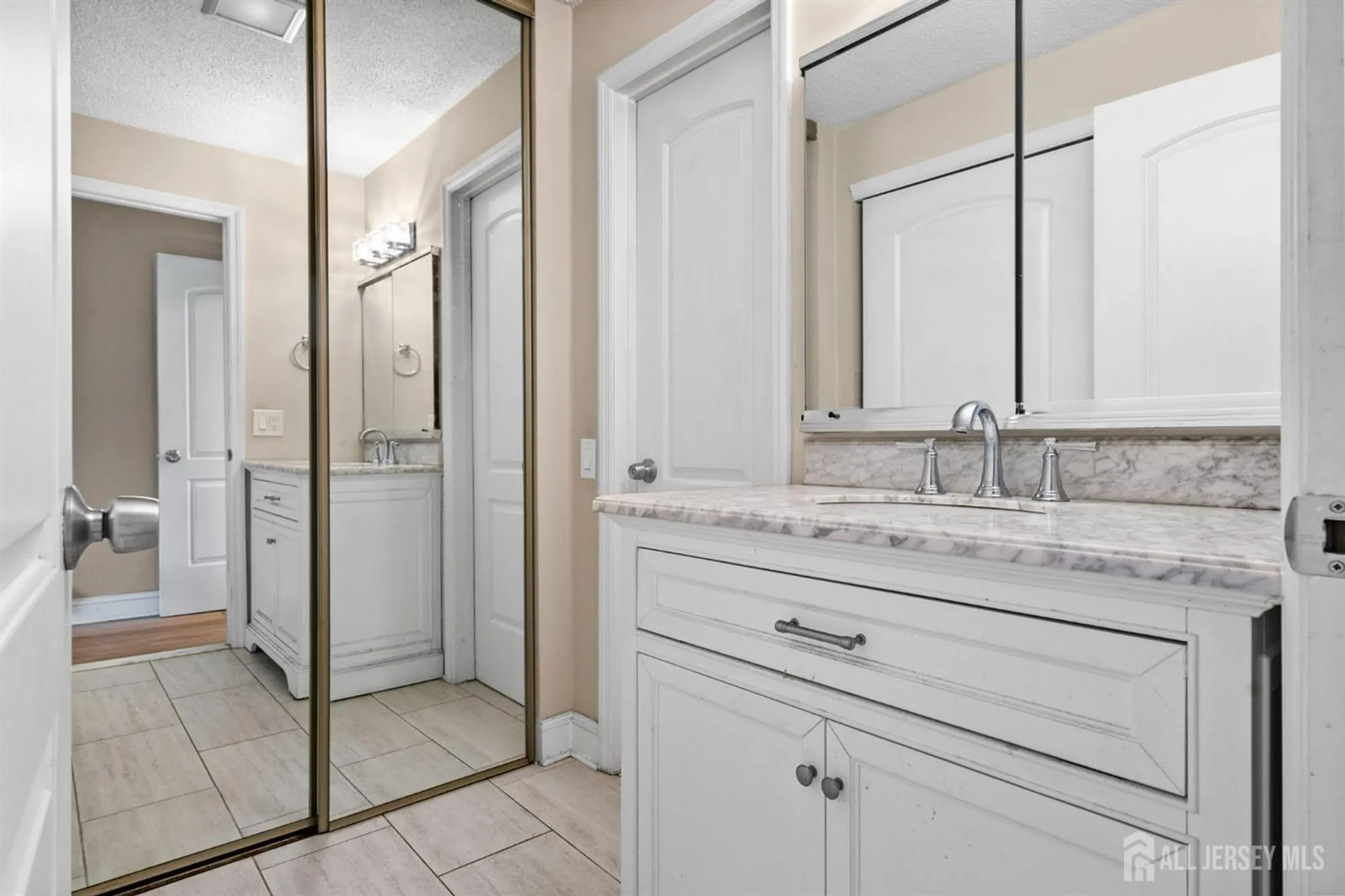 Property Slideshow image 26 of 36 | 213 doremus dr c, Monroe, NJ, 08831