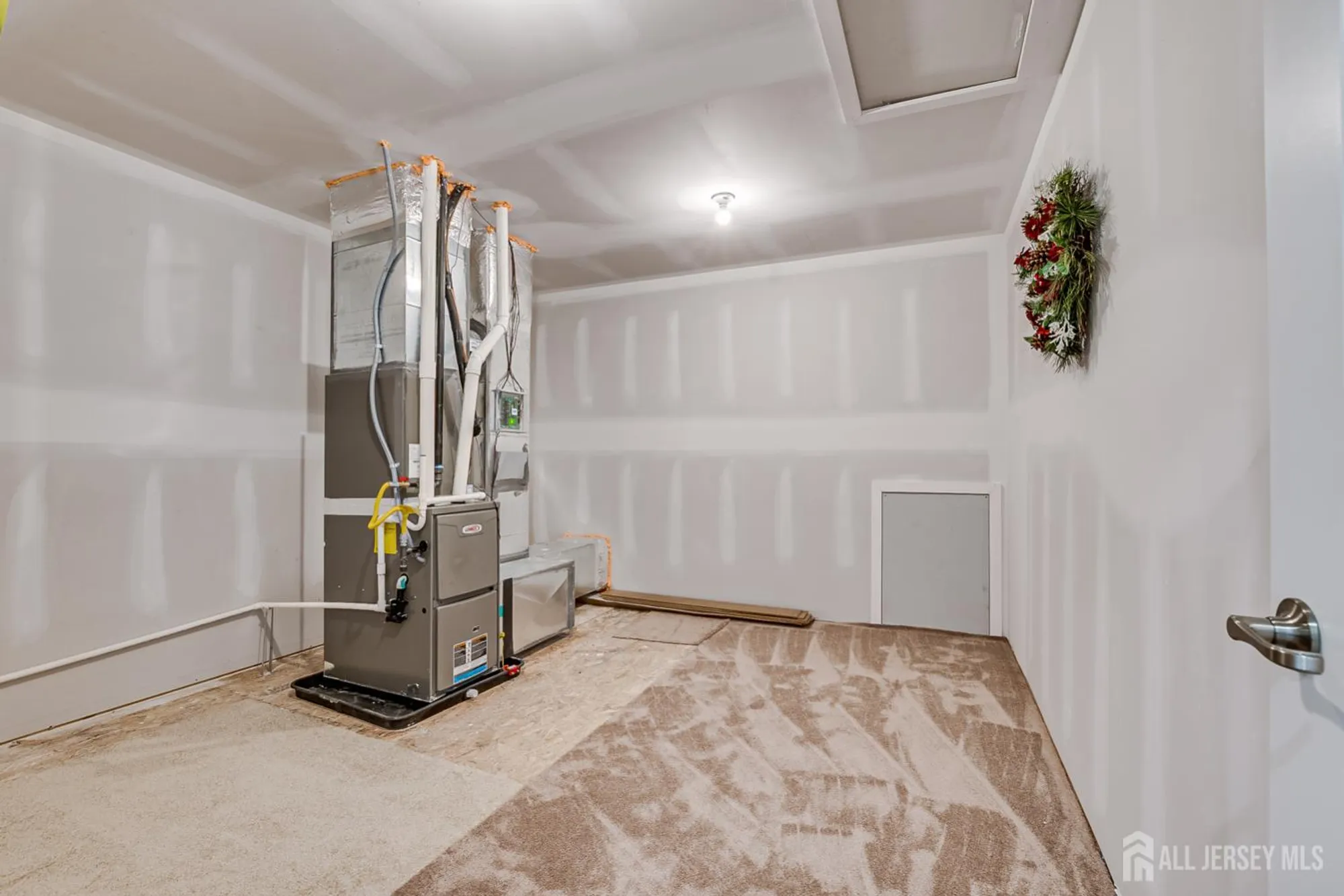 Property Slideshow image 21 of 33 | 38 basie ct, Monroe, NJ, 08831