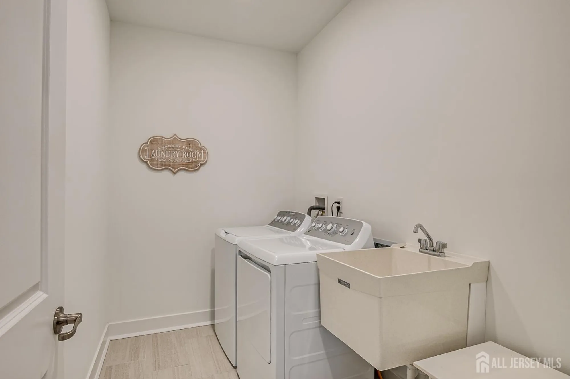 Property Slideshow image 16 of 33 | 38 basie ct, Monroe, NJ, 08831