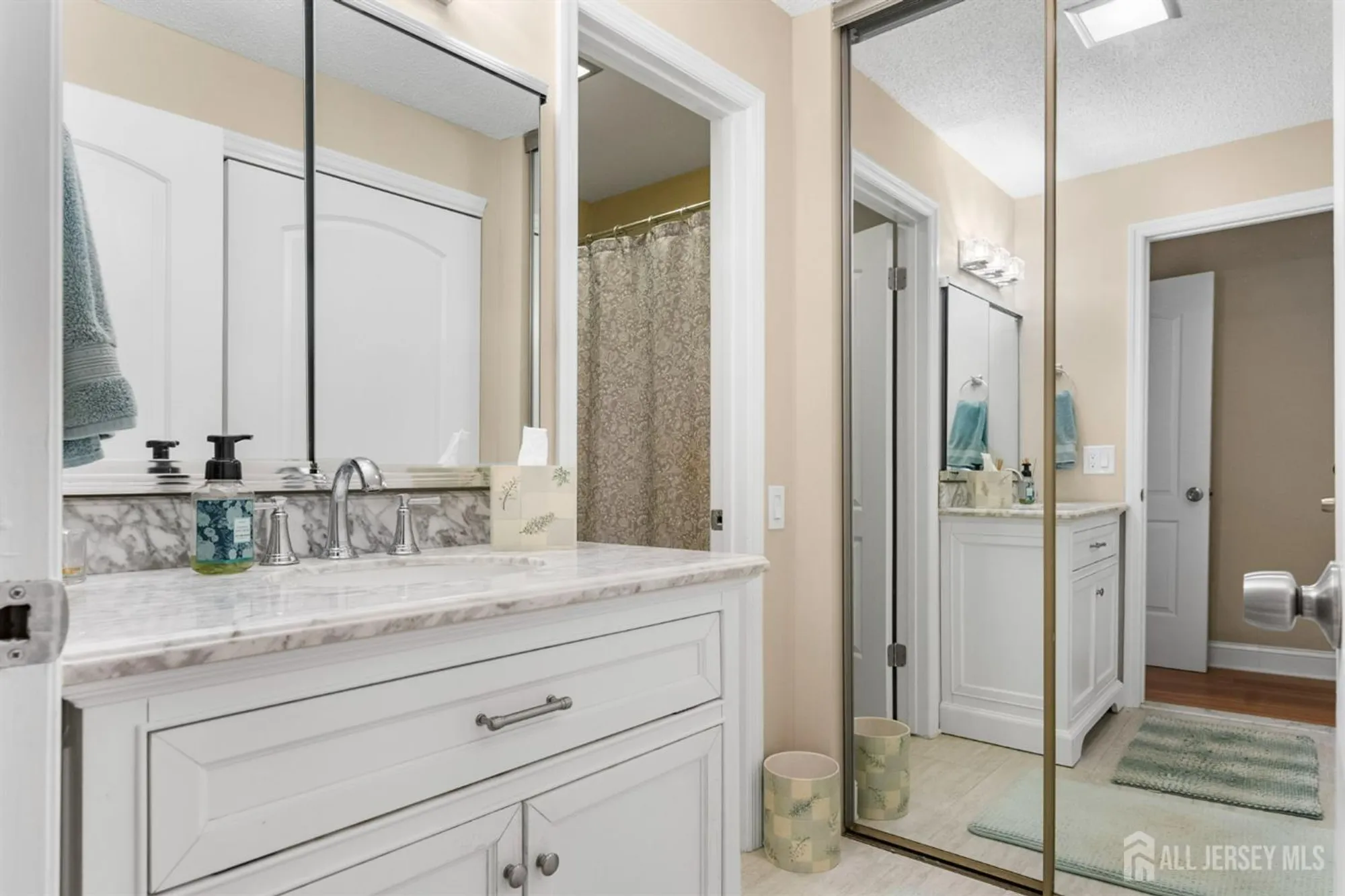 Property Slideshow image 18 of 36 | 213 doremus dr c, Monroe, NJ, 08831