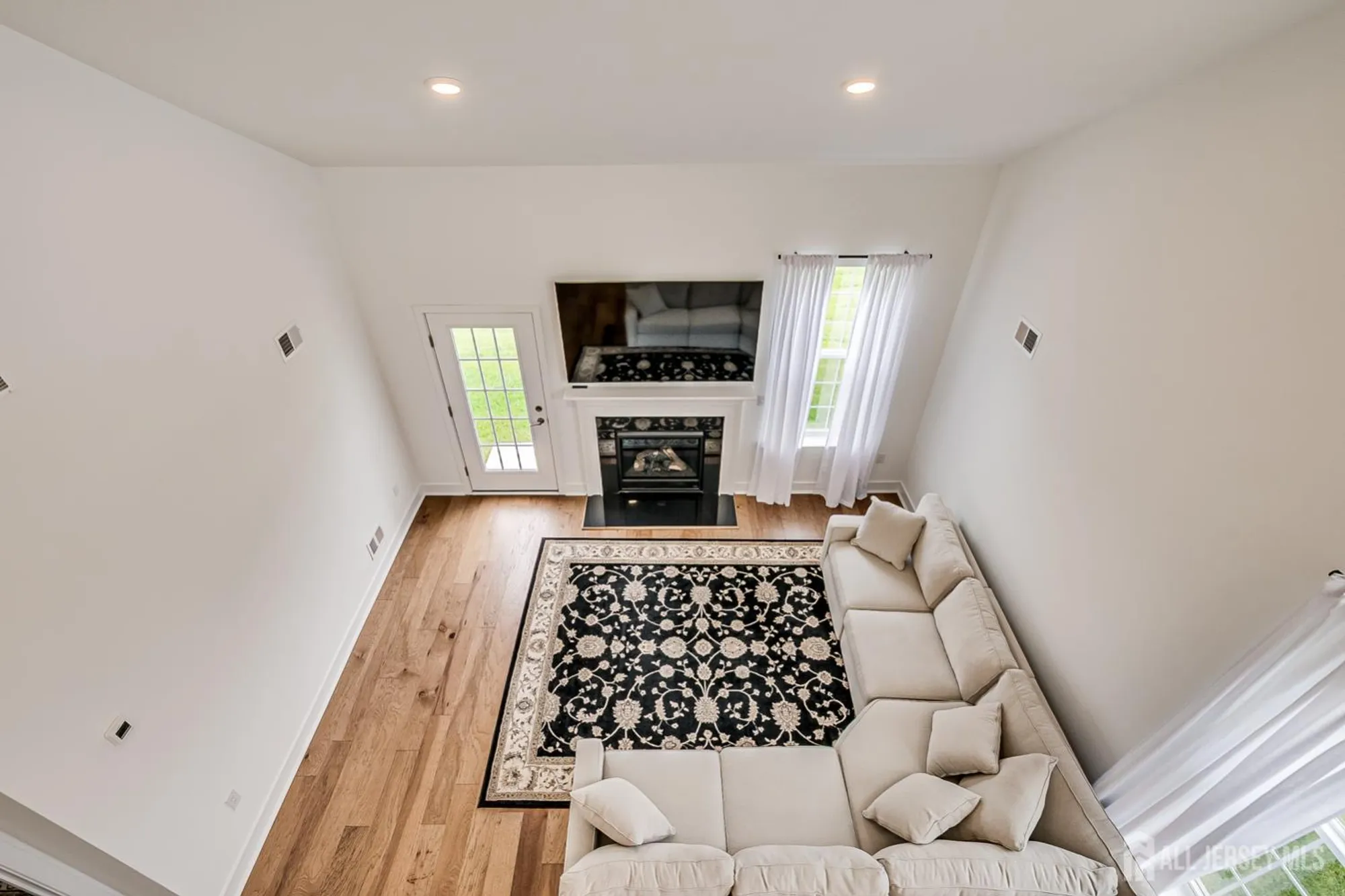 Property Slideshow image 18 of 33 | 38 basie ct, Monroe, NJ, 08831