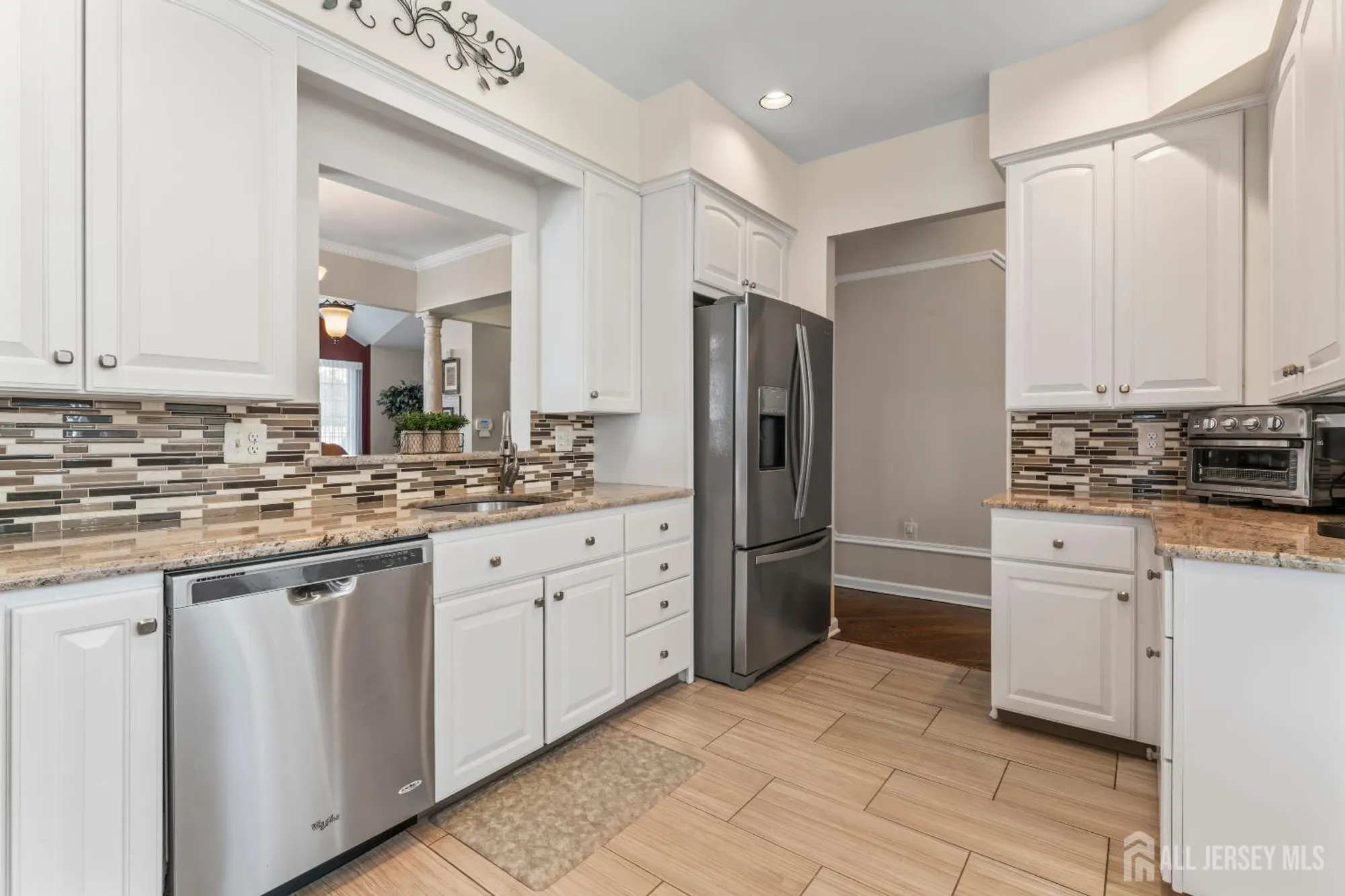 Property Slideshow image 8 of 30 | 52 stonewyck pl, Monroe, NJ, 08831