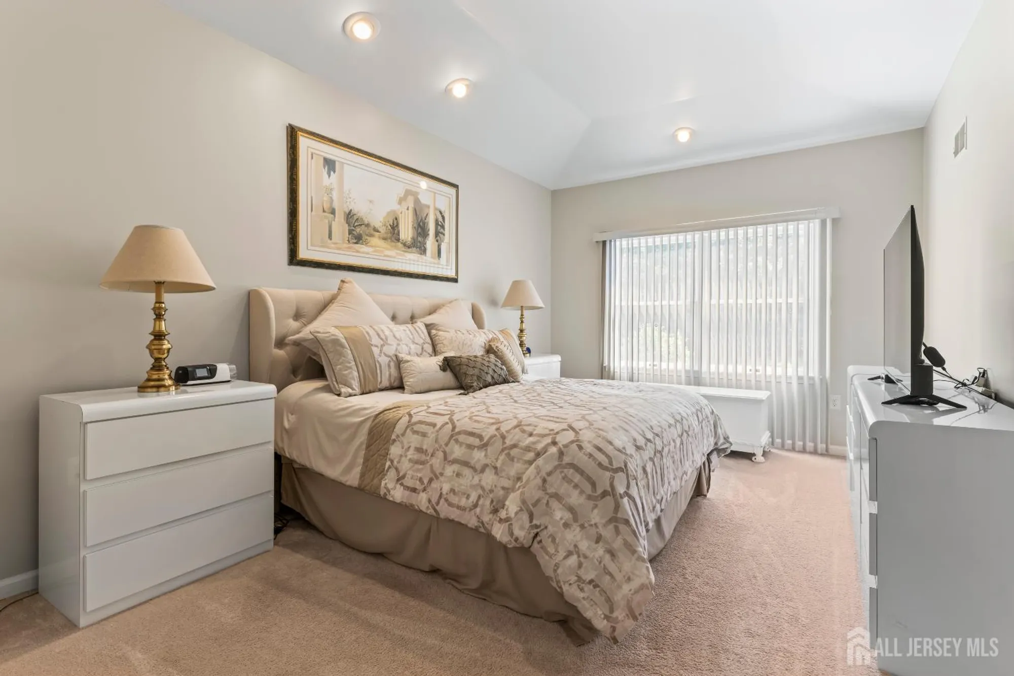 Property Slideshow image 22 of 30 | 52 stonewyck pl, Monroe, NJ, 08831