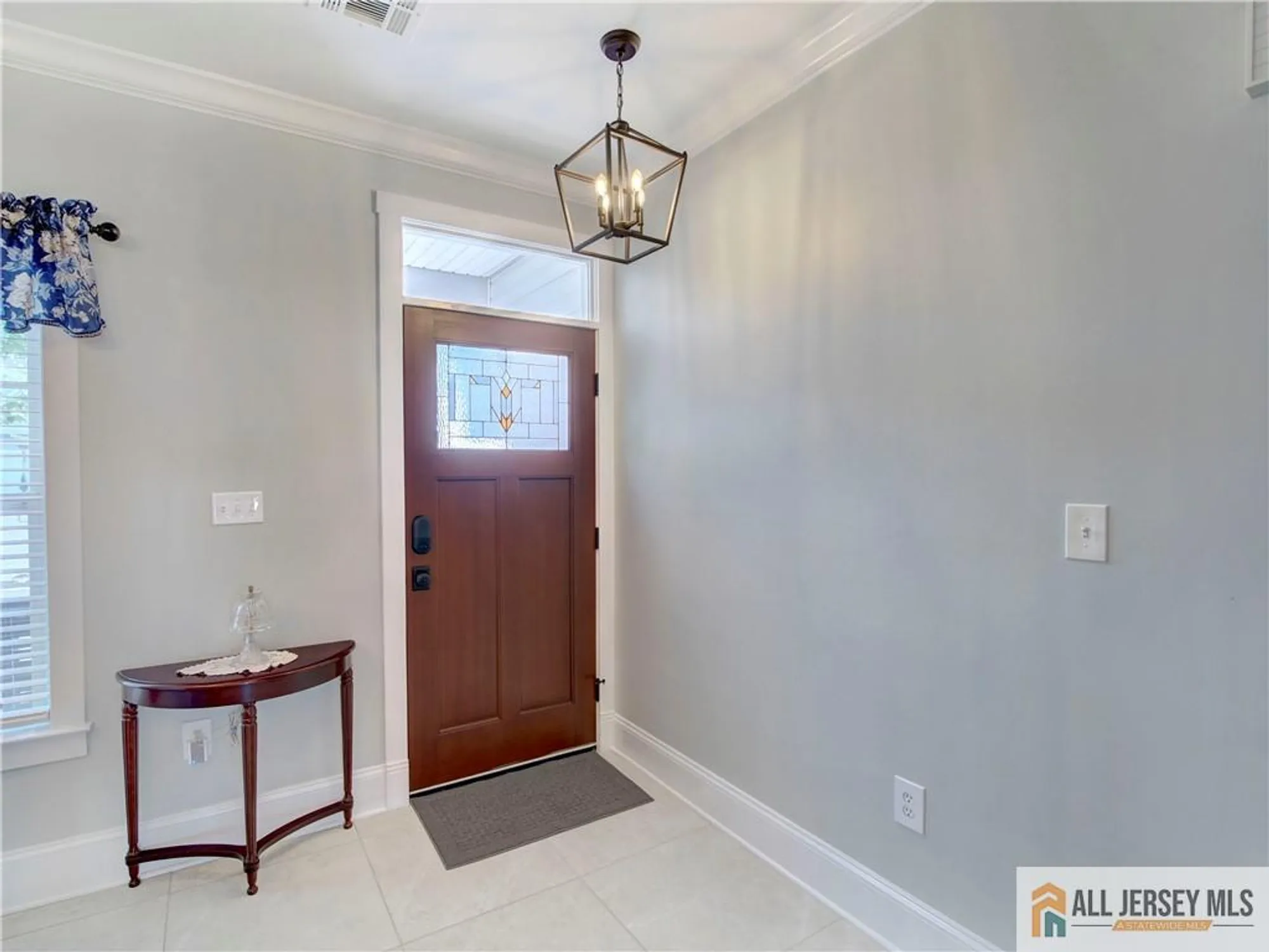 Property Slideshow image 45 of 48 | 10 holly manor ct, Helmetta, NJ, 08828