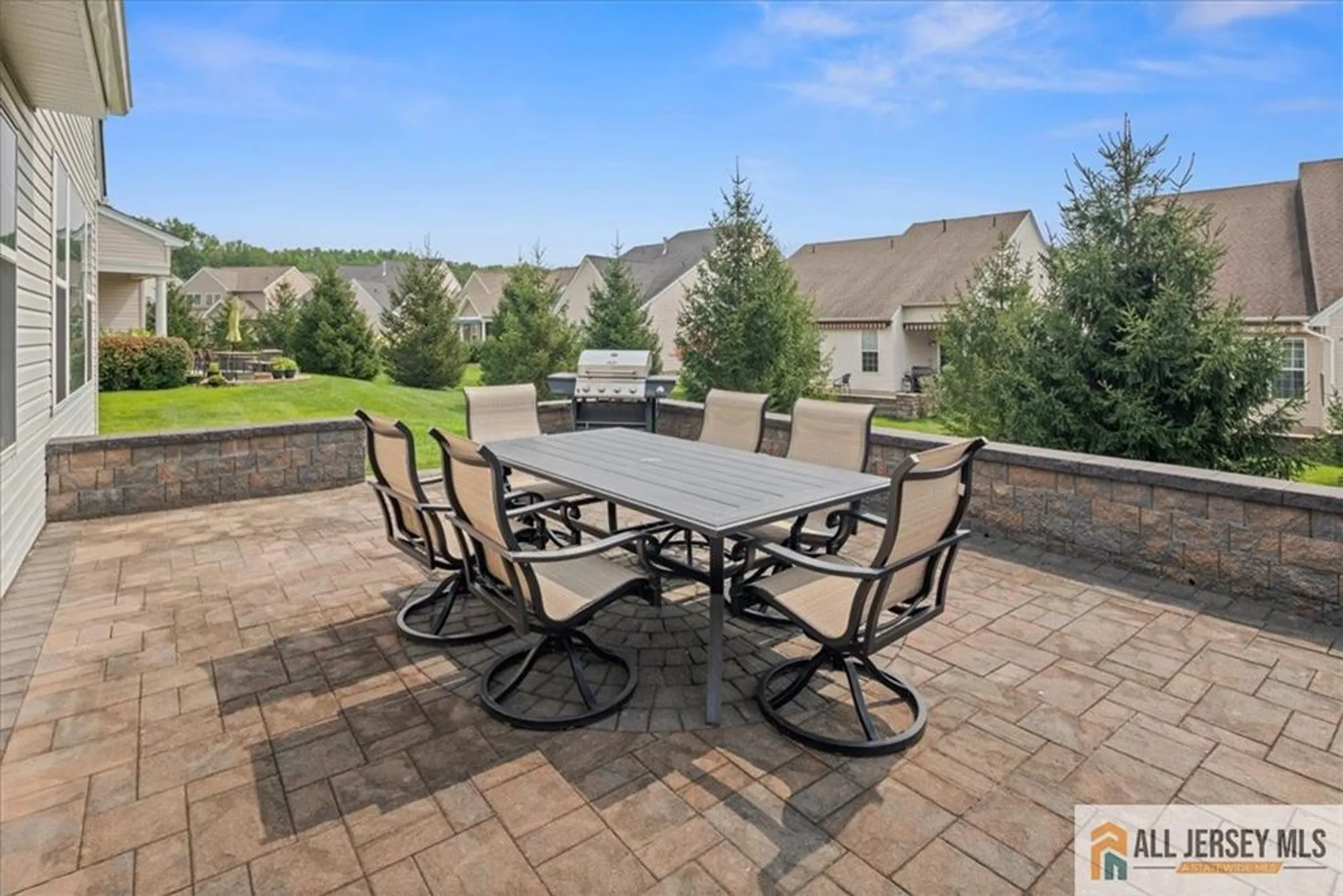 Property Slideshow image 45 of 61 | 19 dunwell dr, Kendall Park, NJ, 08824