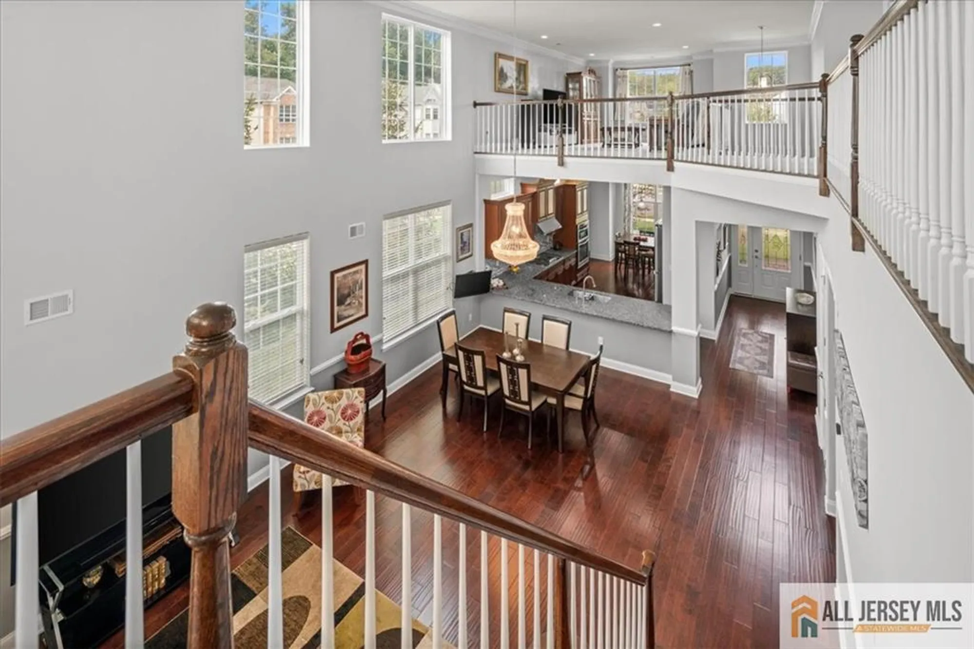 Property Slideshow image 30 of 61 | 19 dunwell dr, Kendall Park, NJ, 08824