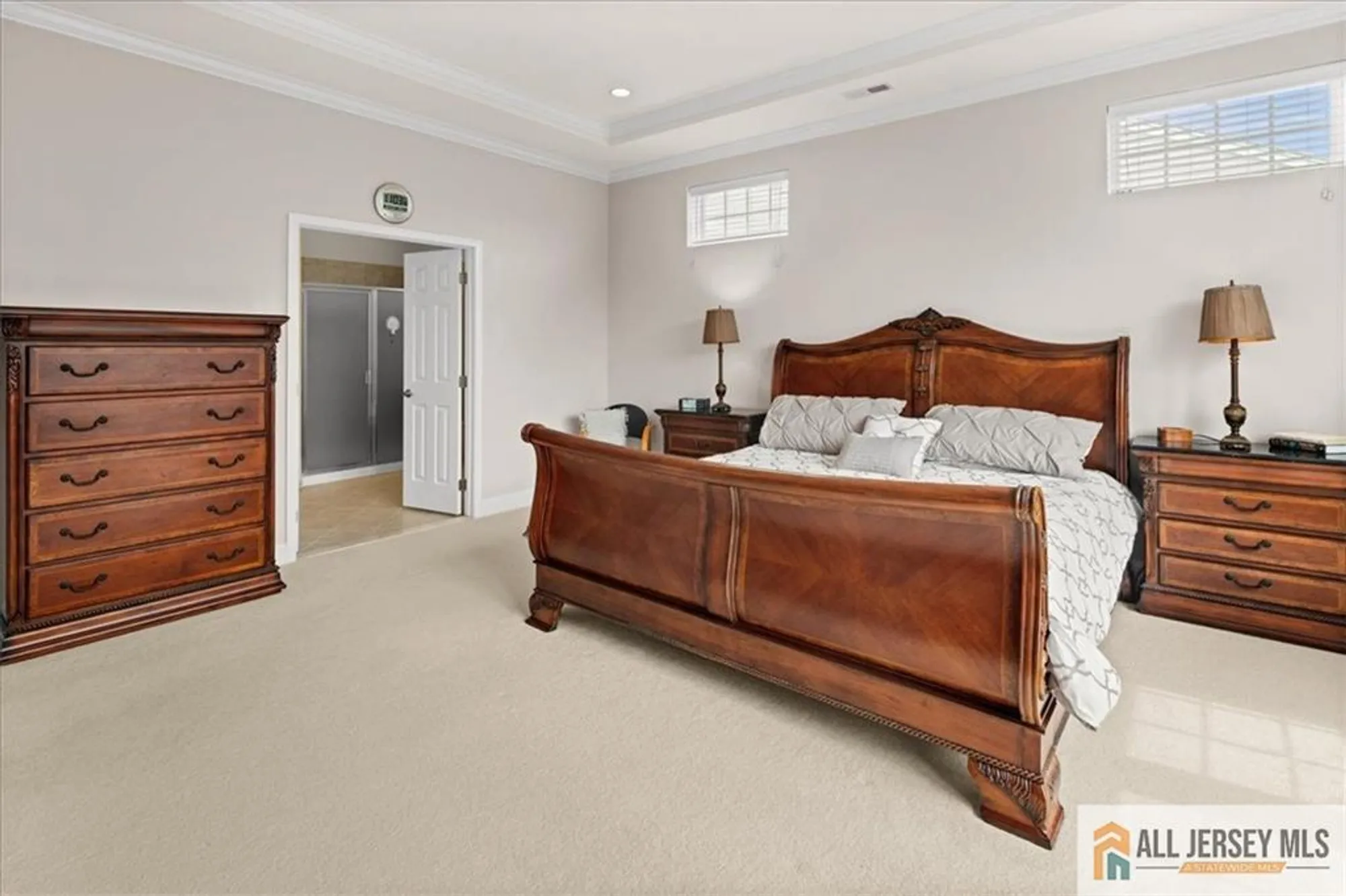 Property Slideshow image 24 of 61 | 19 dunwell dr, Kendall Park, NJ, 08824