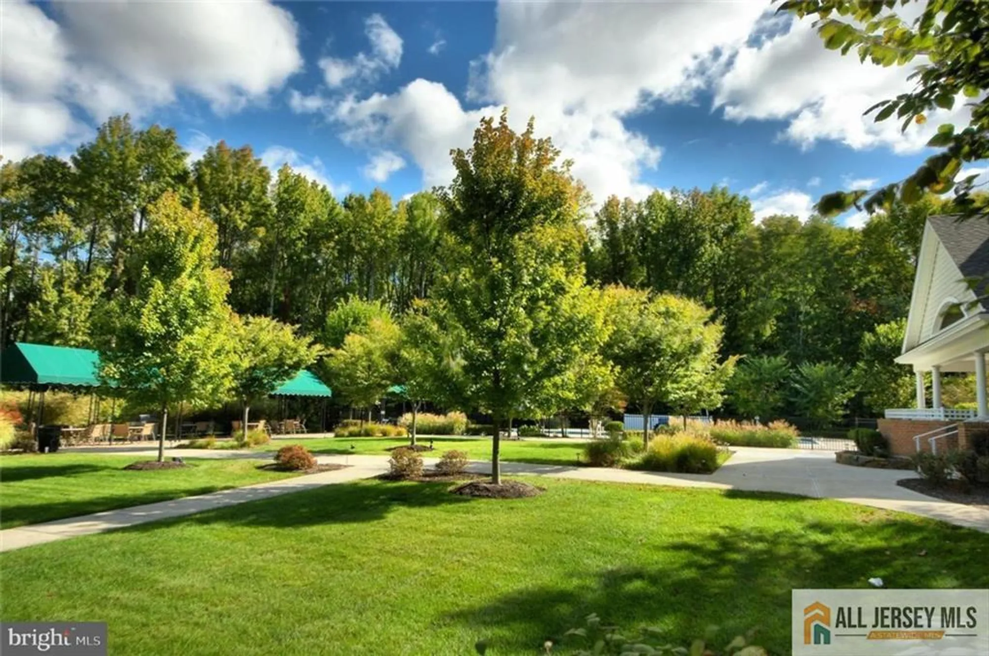 Property Slideshow image 59 of 61 | 19 dunwell dr, Kendall Park, NJ, 08824