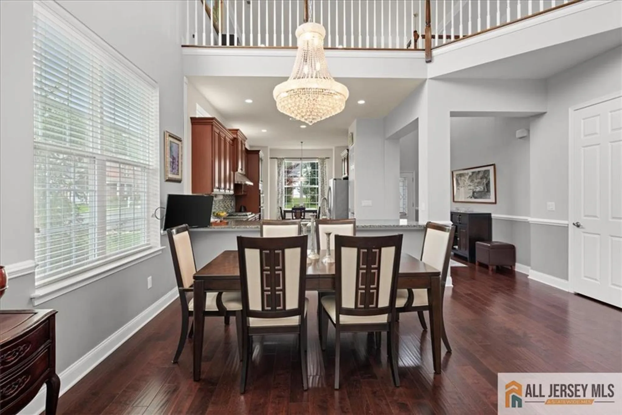Property Slideshow image 14 of 61 | 19 dunwell dr, Kendall Park, NJ, 08824