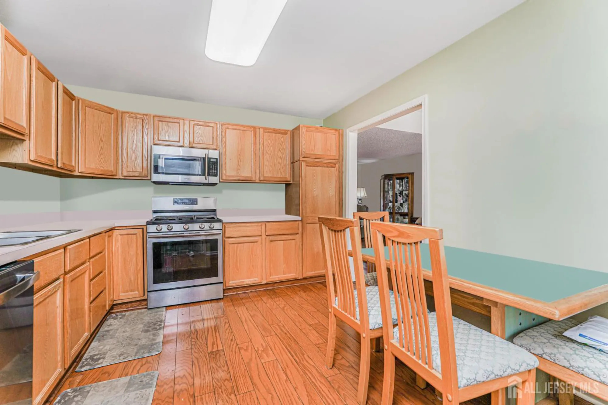 Property Slideshow image 10 of 29 | 134 blackbird dr, Monroe, NJ, 08831