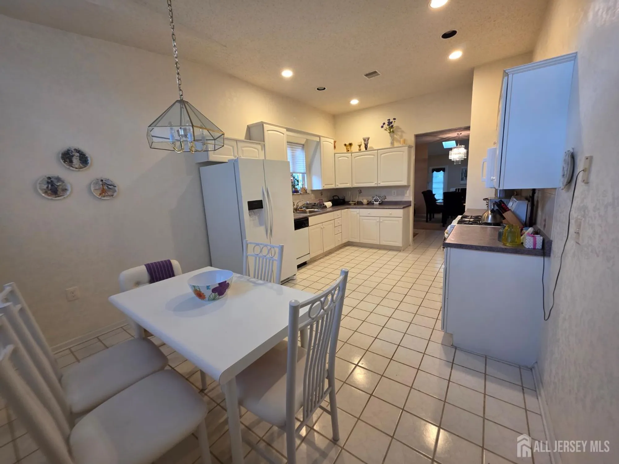 Property Slideshow image 2 of 18 | 34 stonewyck pl, Monroe, NJ, 08831