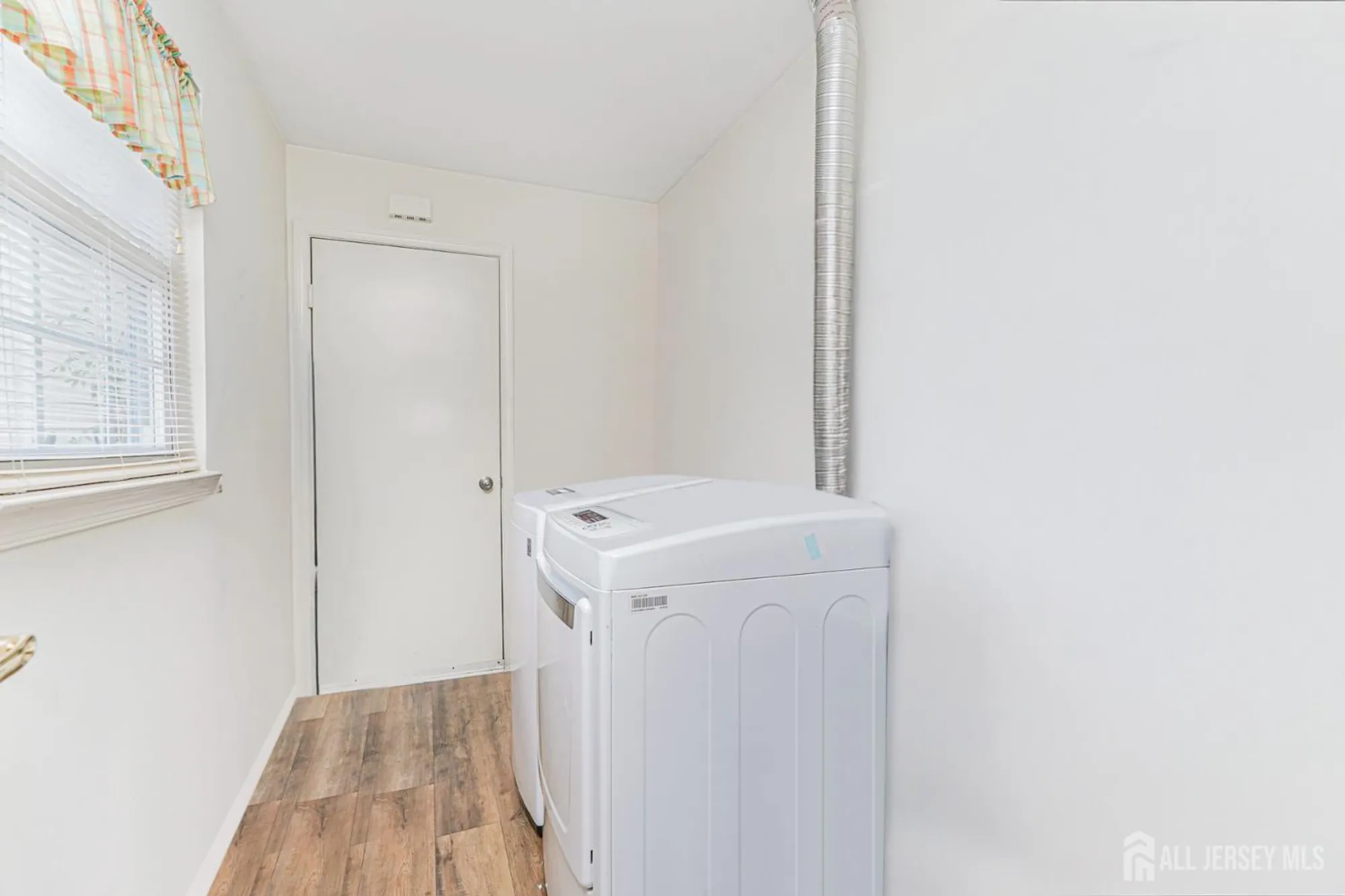 Property Slideshow image 18 of 29 | 134 blackbird dr, Monroe, NJ, 08831