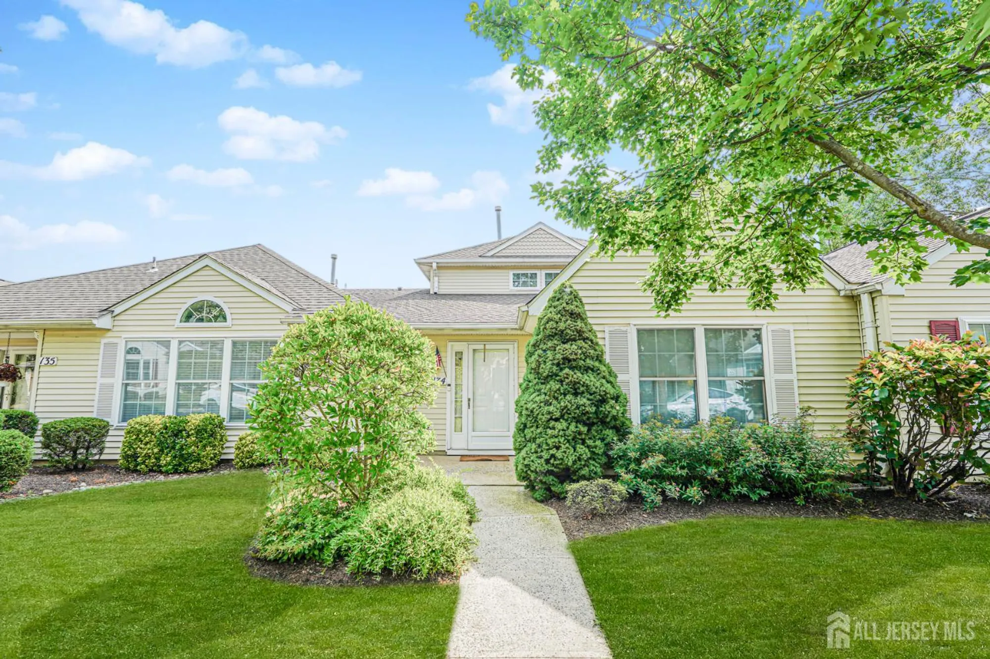 Property Slideshow image 2 of 29 | 134 blackbird dr, Monroe, NJ, 08831