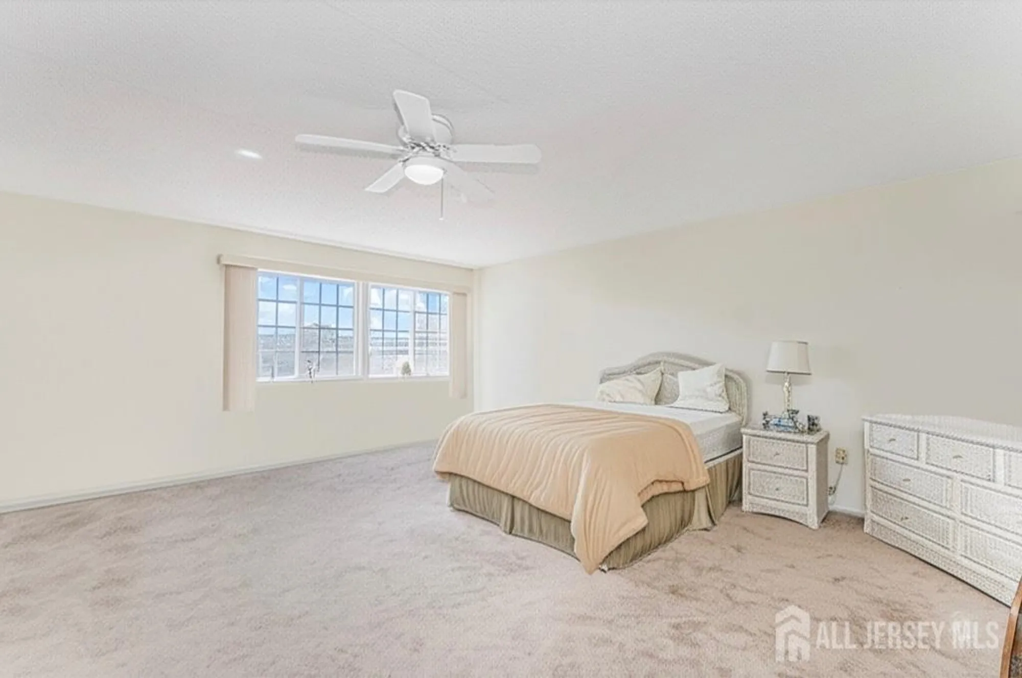 Property Slideshow image 16 of 29 | 134 blackbird dr, Monroe, NJ, 08831