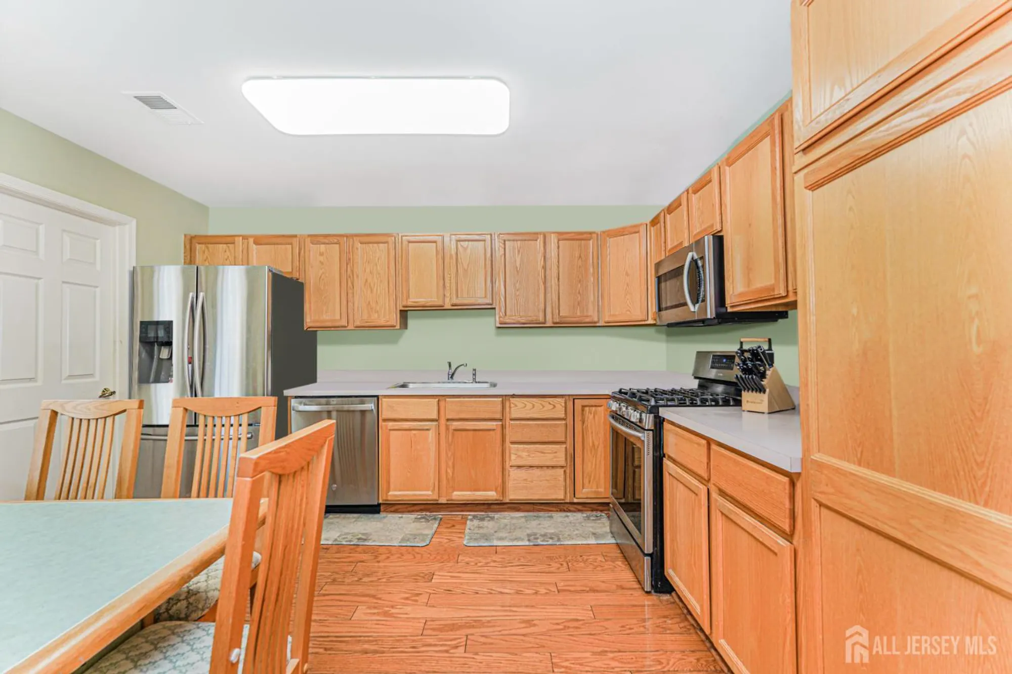 Property Slideshow image 12 of 29 | 134 blackbird dr, Monroe, NJ, 08831
