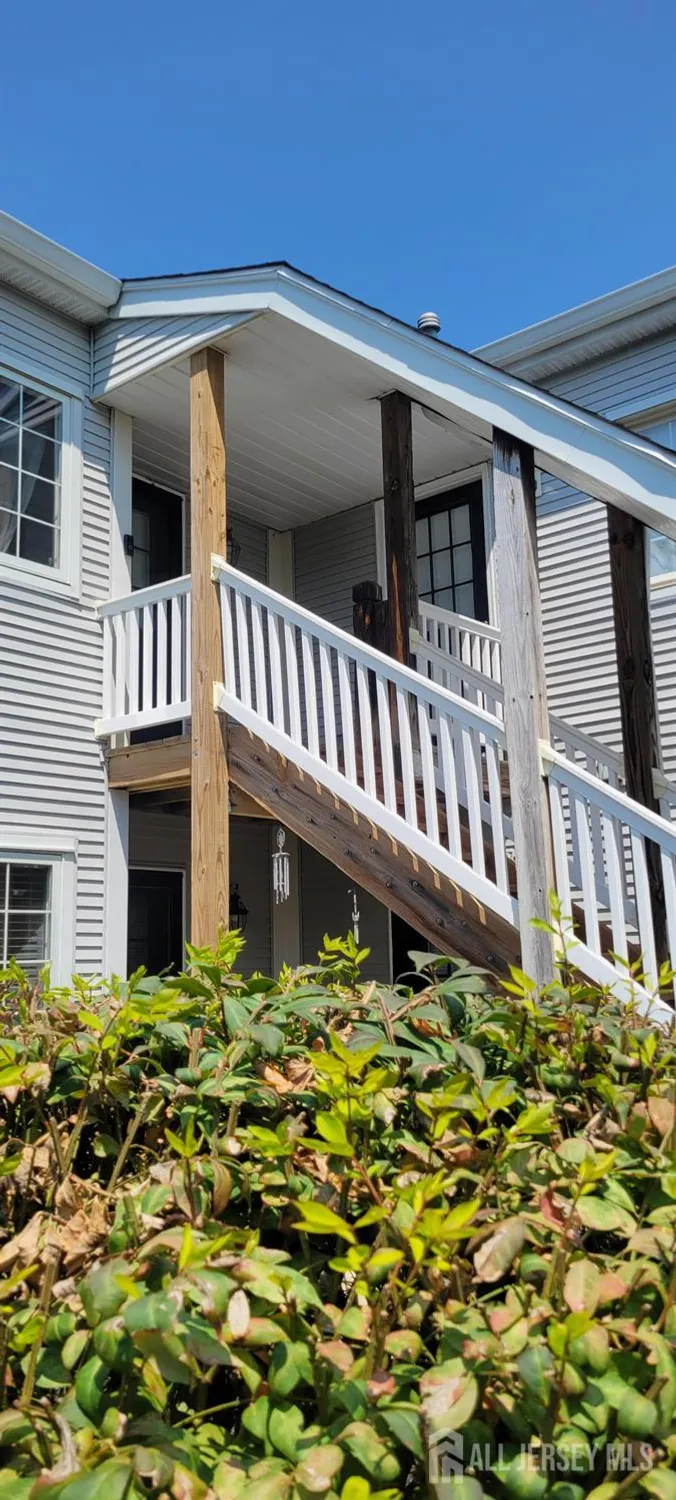 Property Slideshow image 3 of 24 | 85f winthrop rd # 85-f, Monroe, NJ, 08831