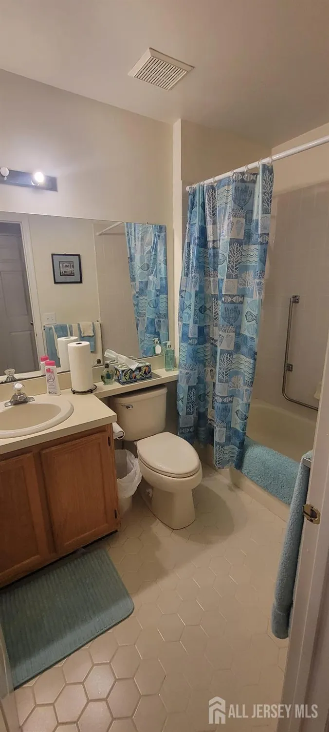 Property Slideshow image 18 of 24 | 85f winthrop rd # 85-f, Monroe, NJ, 08831