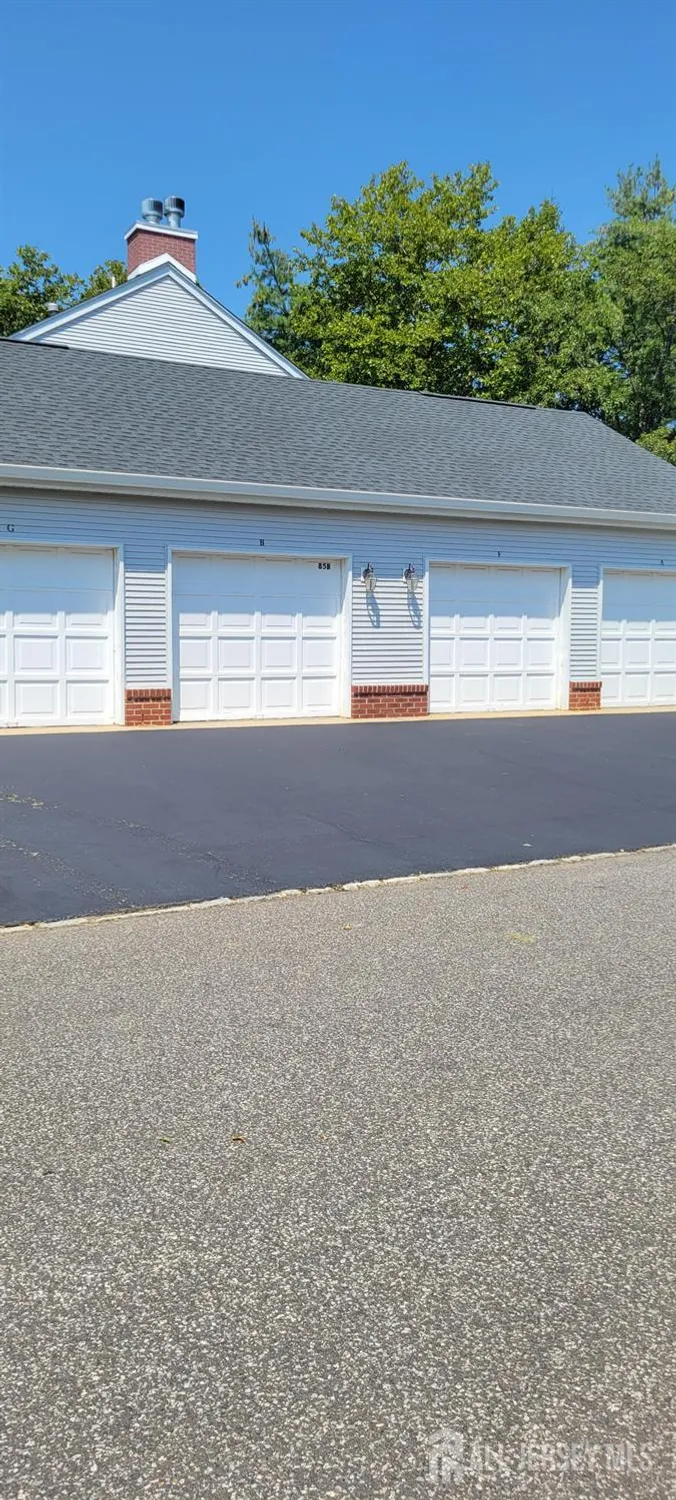 Property Slideshow image 21 of 24 | 85f winthrop rd # 85-f, Monroe, NJ, 08831