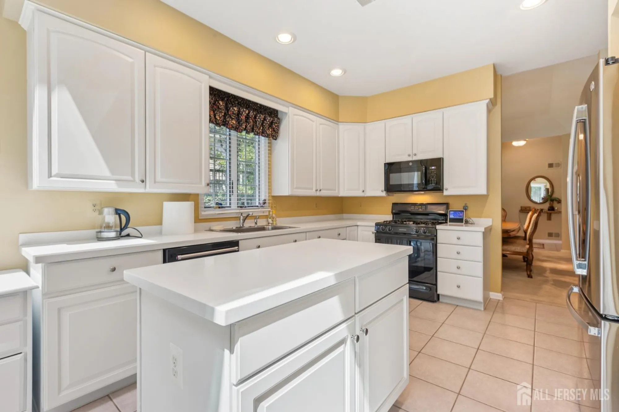 Property Slideshow image 13 of 26 | 12 whitehall rd, Monroe, NJ, 08831