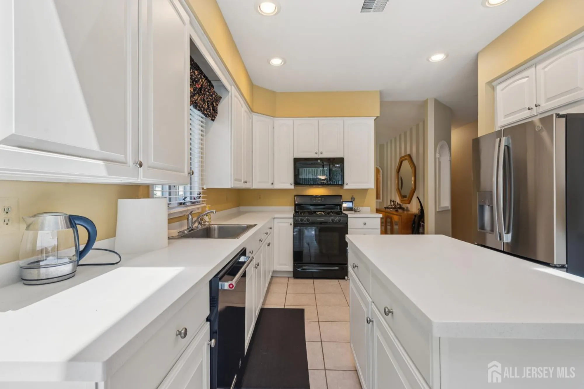 Property Slideshow image 11 of 26 | 12 whitehall rd, Monroe, NJ, 08831
