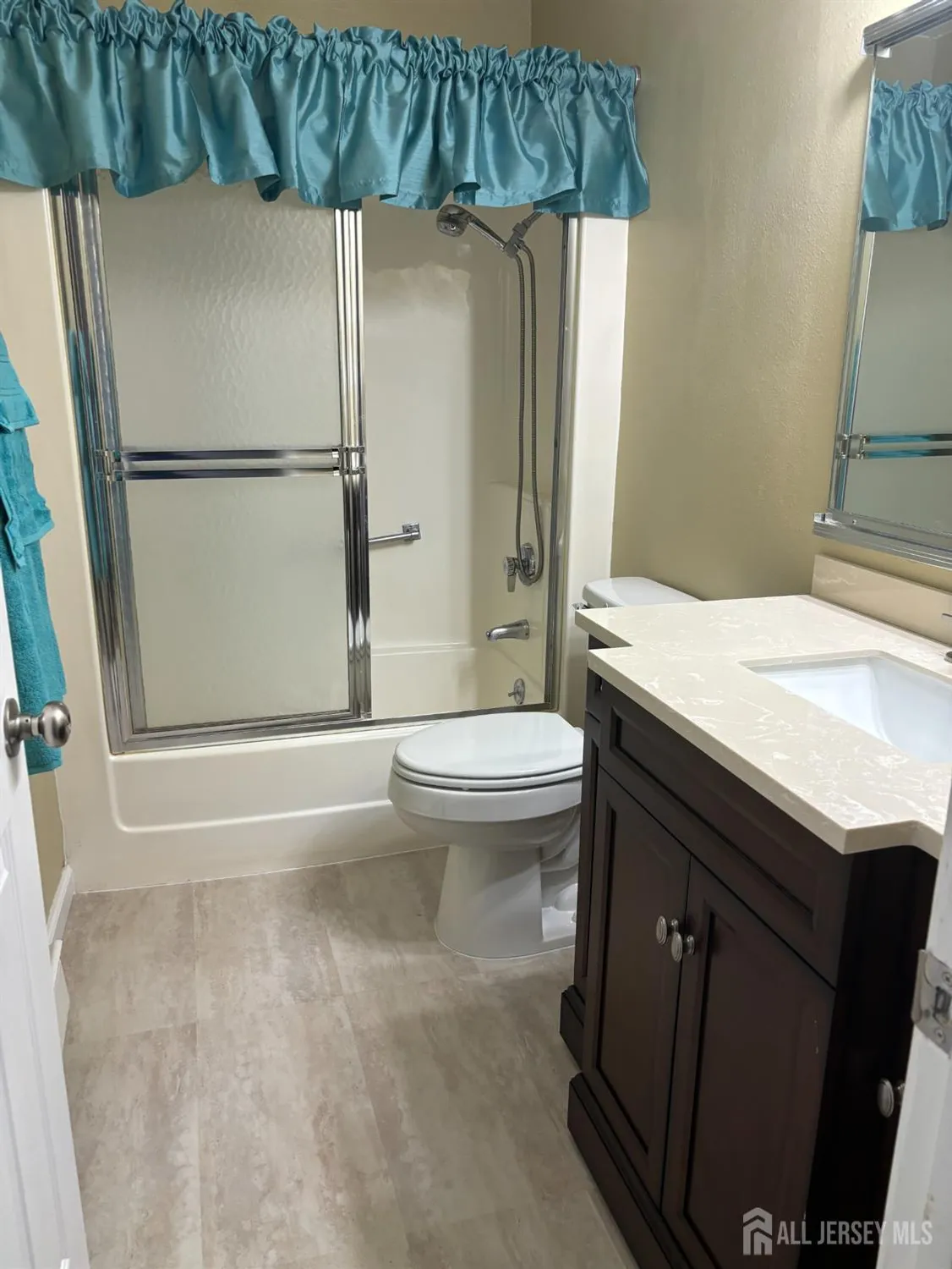 Property Slideshow image 15 of 23 | 6a aspen plz, Monroe, NJ, 08831