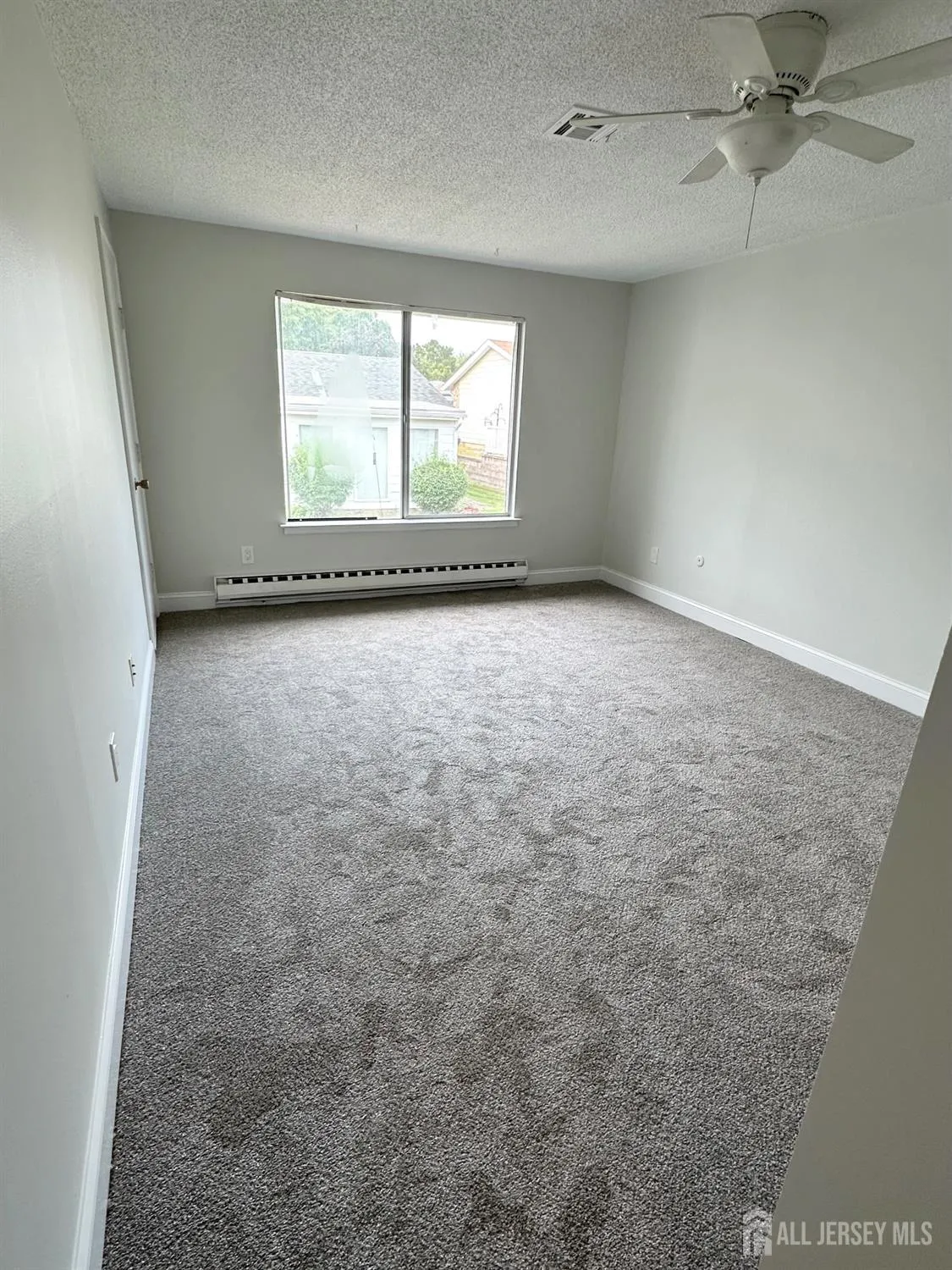 Property Slideshow image 24 of 36 | 213 doremus dr c, Monroe, NJ, 08831