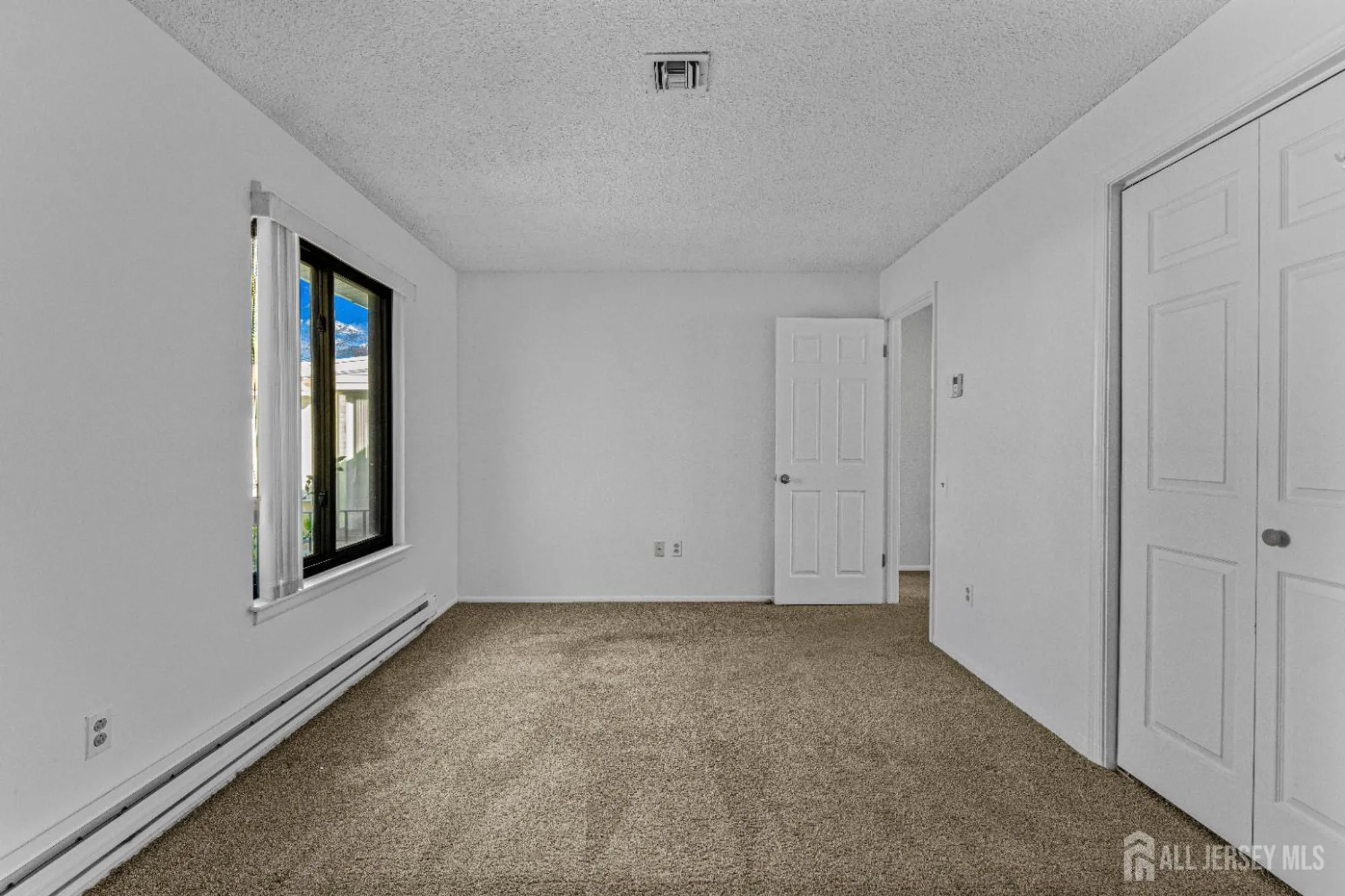 Property Slideshow image 14 of 23 | 6a aspen plz, Monroe, NJ, 08831