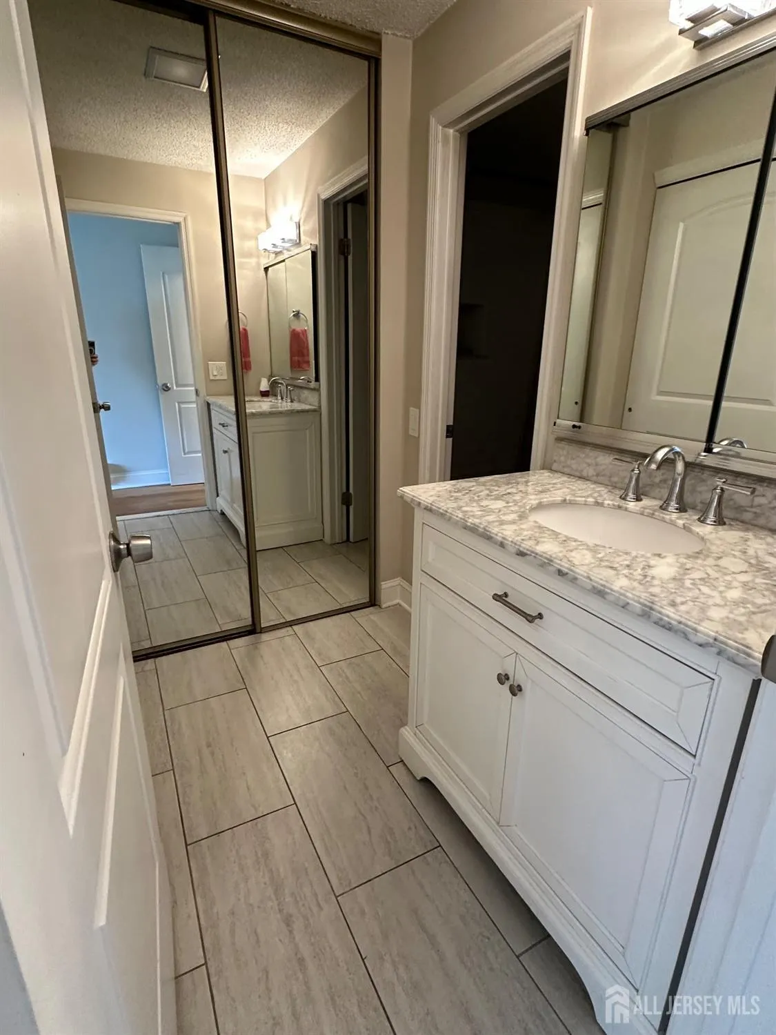 Property Slideshow image 25 of 36 | 213 doremus dr c, Monroe, NJ, 08831