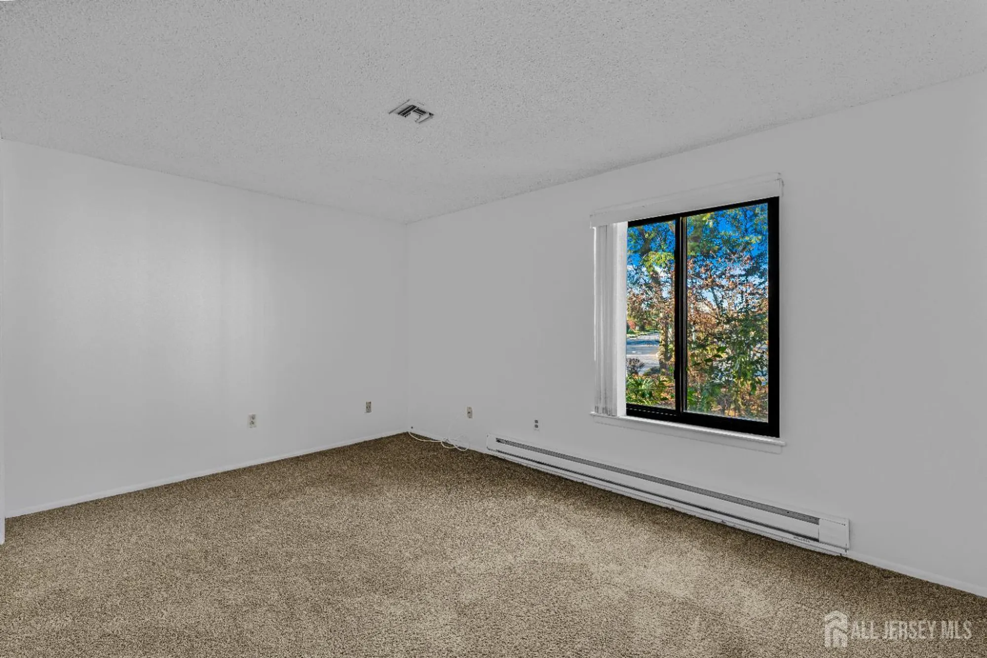 Property Slideshow image 16 of 23 | 6a aspen plz, Monroe, NJ, 08831