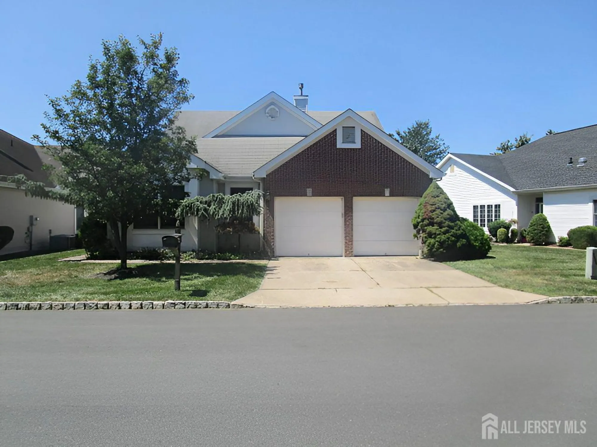 Property Slideshow image 1 of 13 | 44 dawson ln, Monroe, NJ, 08831