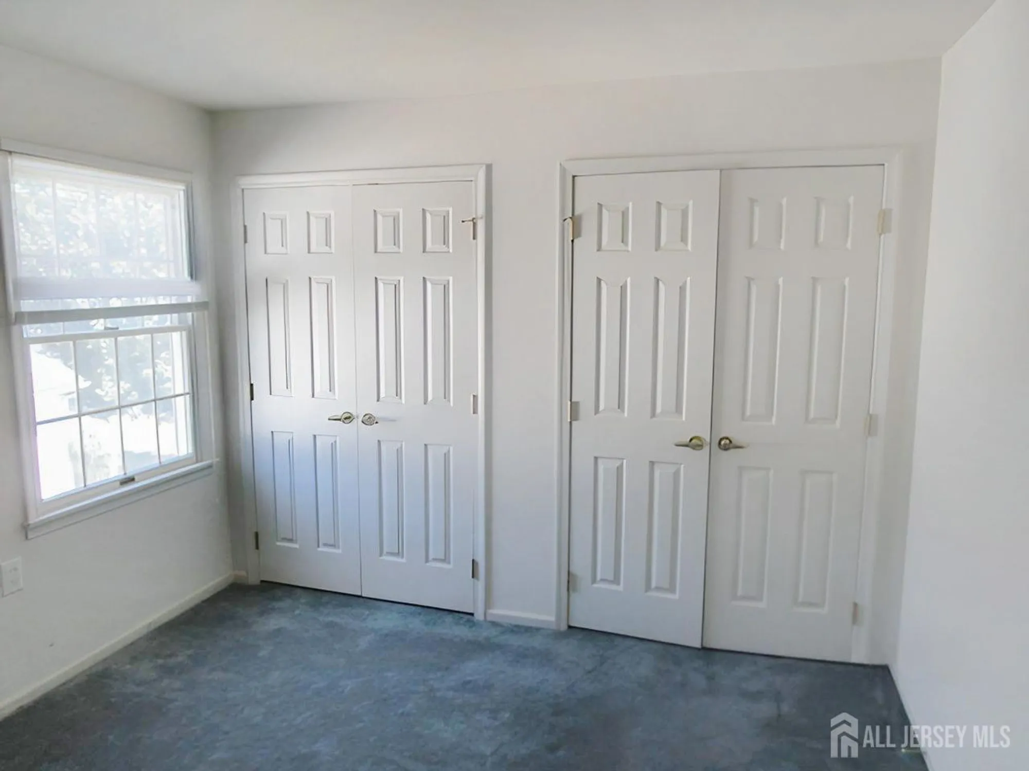 Property Slideshow image 12 of 13 | 44 dawson ln, Monroe, NJ, 08831