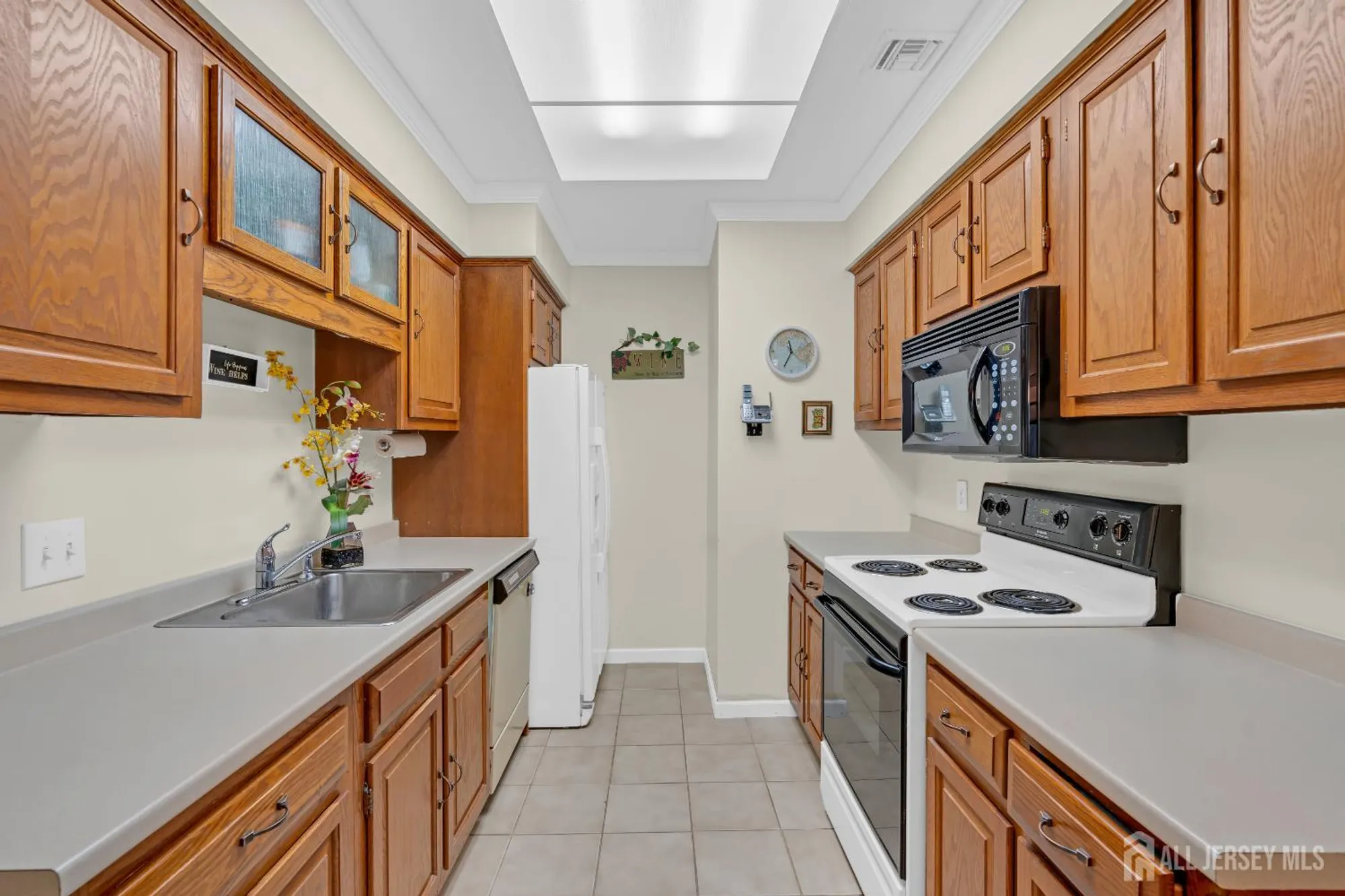 Property Slideshow image 8 of 22 | 335b old nassau rd, Monroe, NJ, 08831