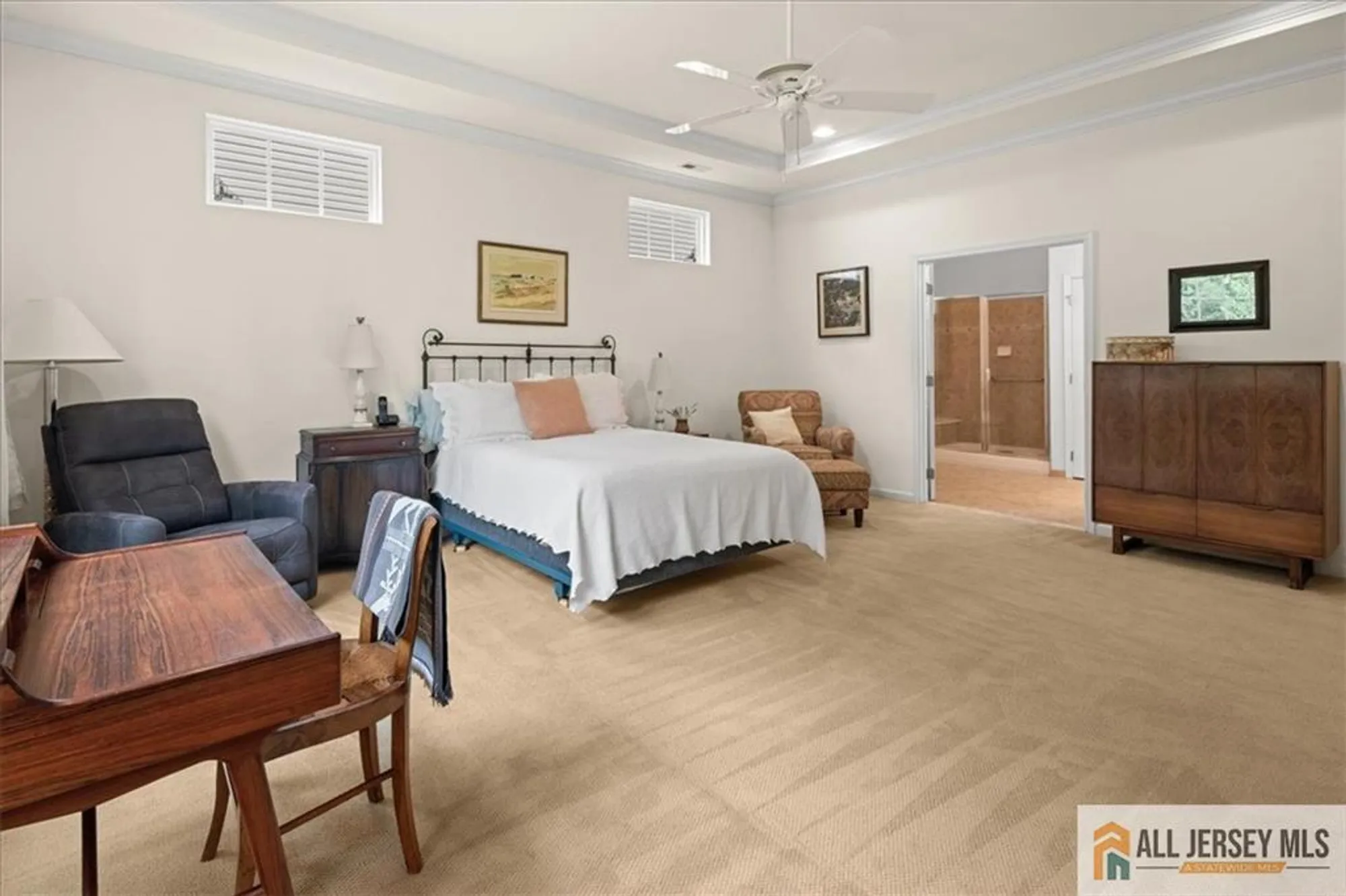 Property Slideshow image 19 of 52 | 14 hardwick dr, Kendall Park, NJ, 08824