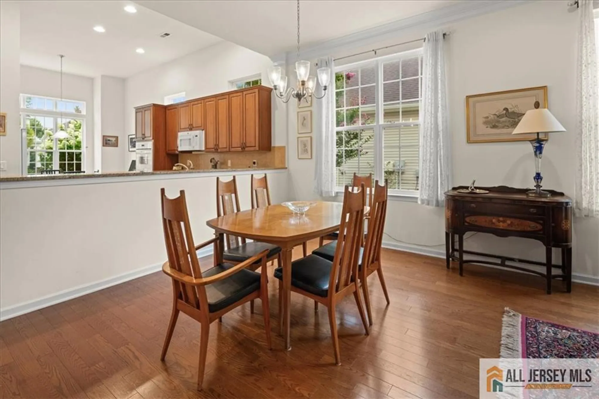 Property Slideshow image 8 of 52 | 14 hardwick dr, Kendall Park, NJ, 08824