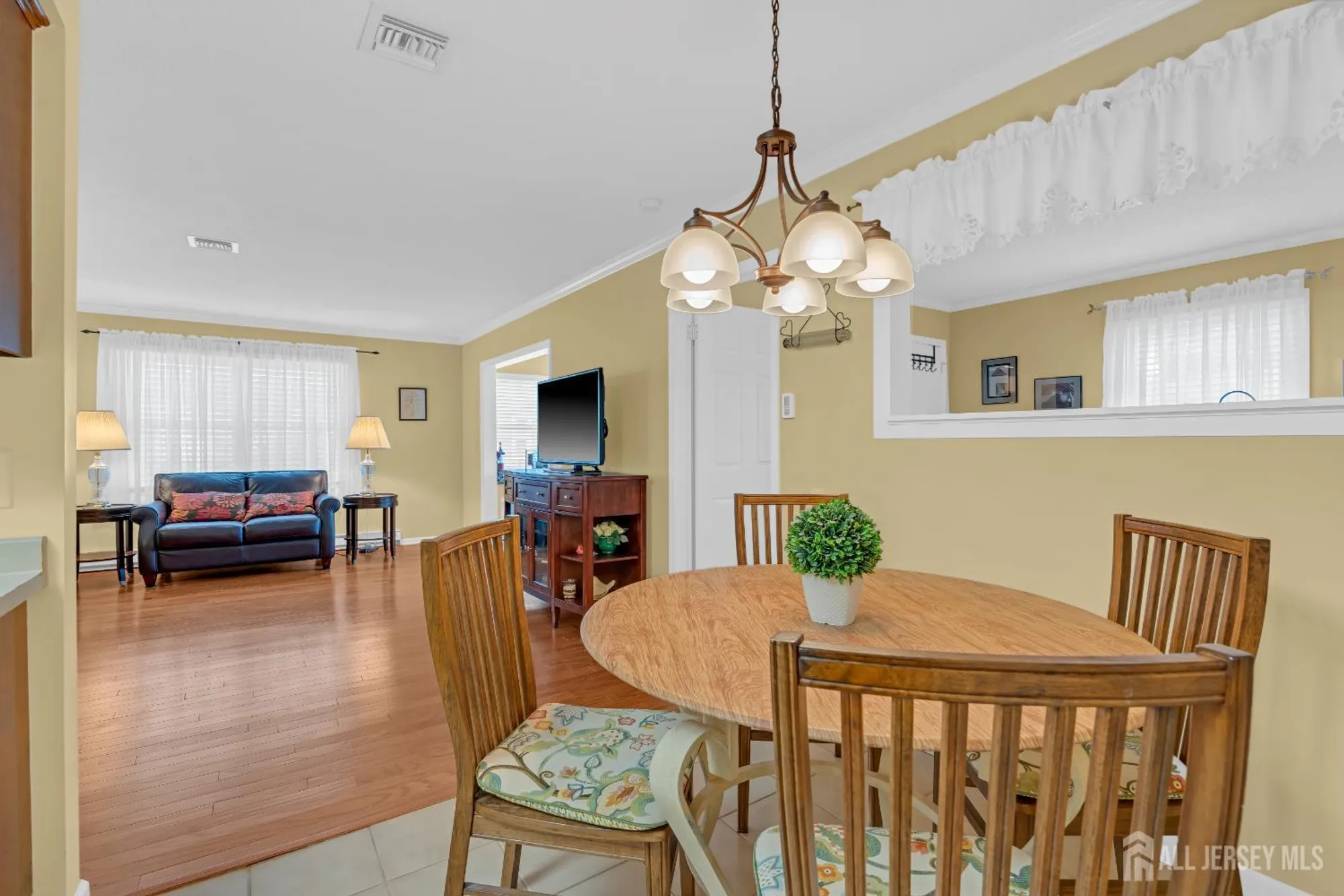 Property Slideshow image 10 of 22 | 335b old nassau rd, Monroe, NJ, 08831