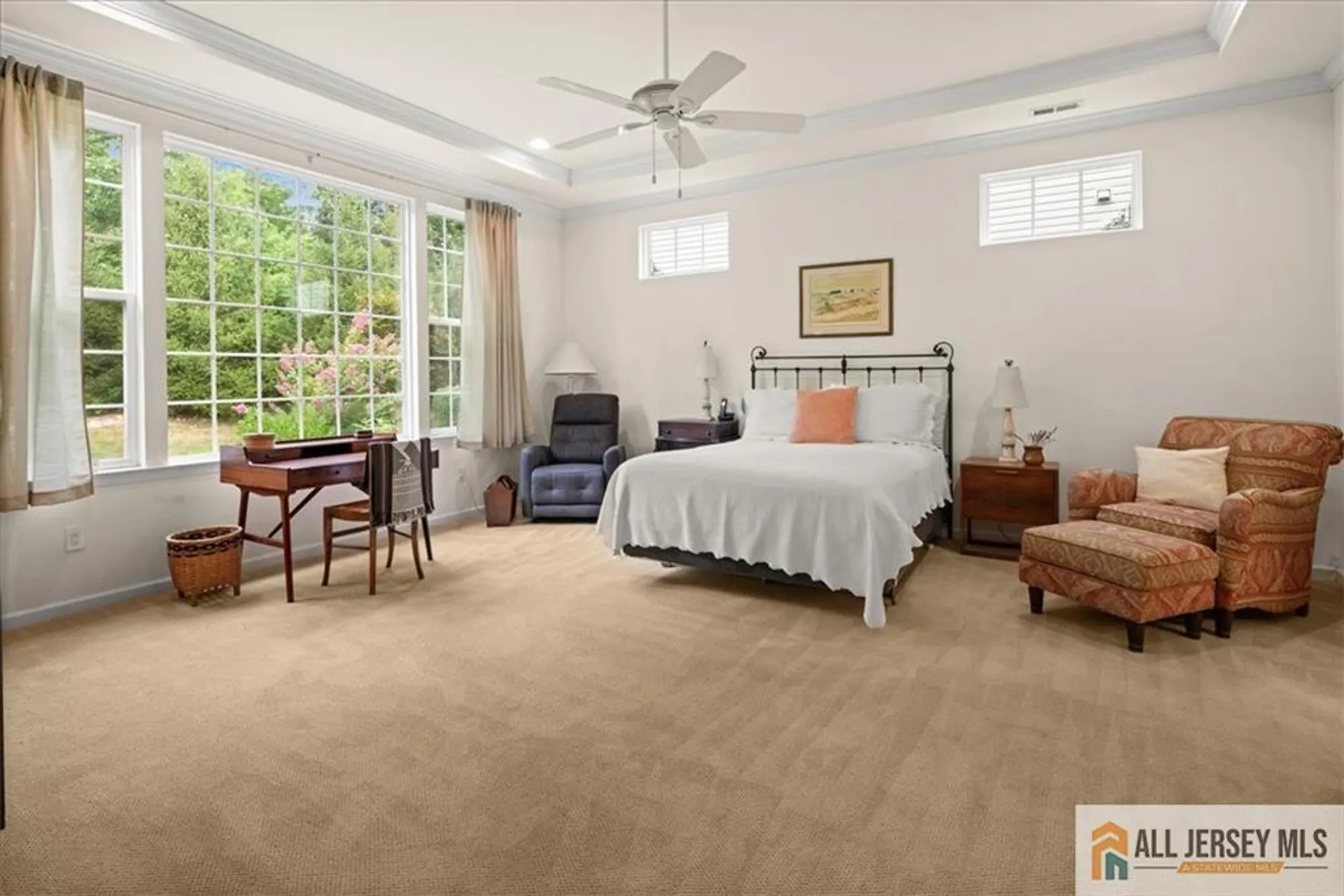 Property Slideshow image 18 of 52 | 14 hardwick dr, Kendall Park, NJ, 08824