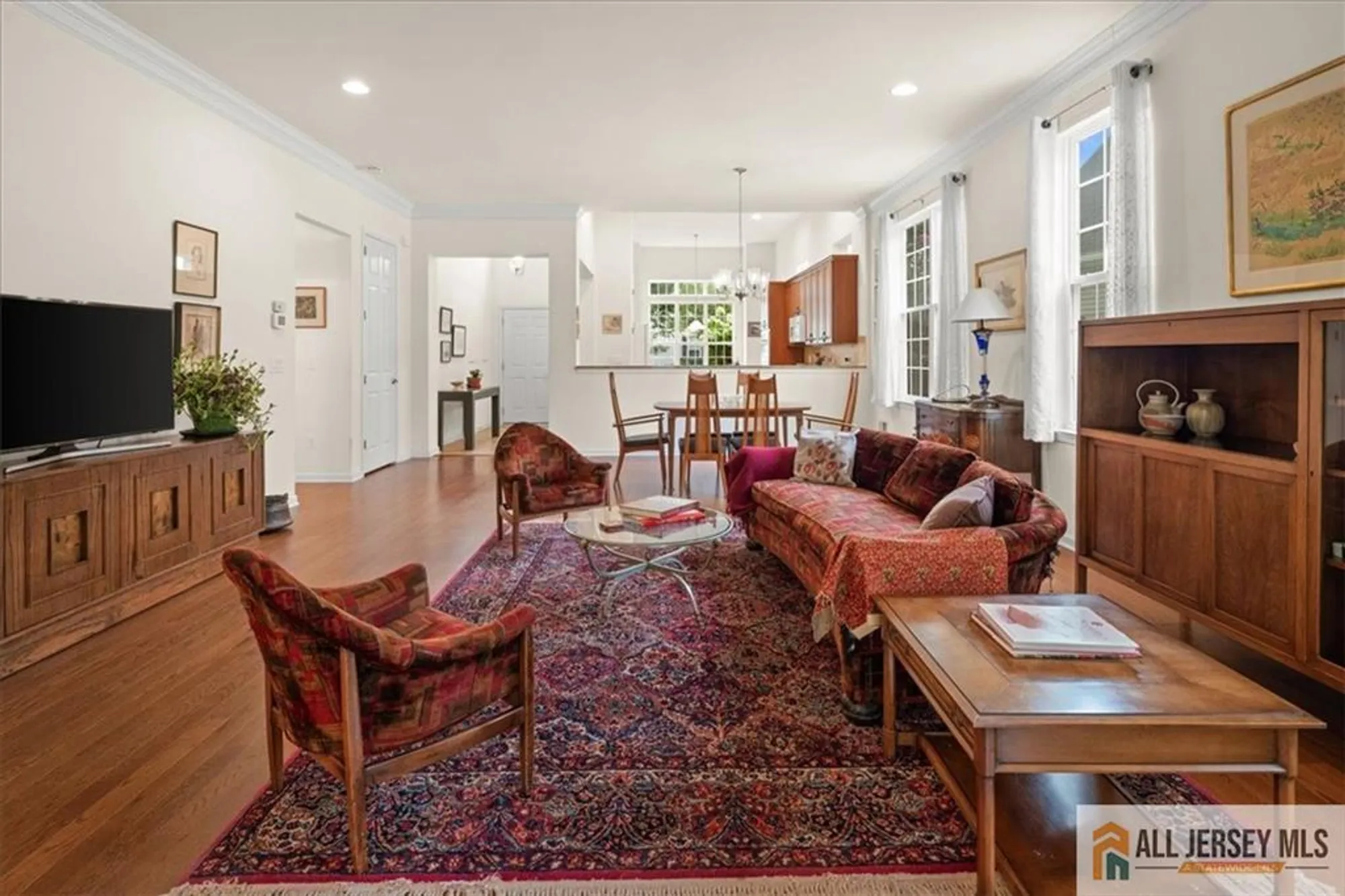 Property Slideshow image 14 of 52 | 14 hardwick dr, Kendall Park, NJ, 08824